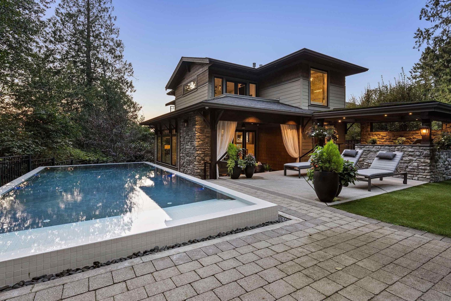 35797 Ledgeview Drive, Abbotsford East, Abbotsford photo number 1