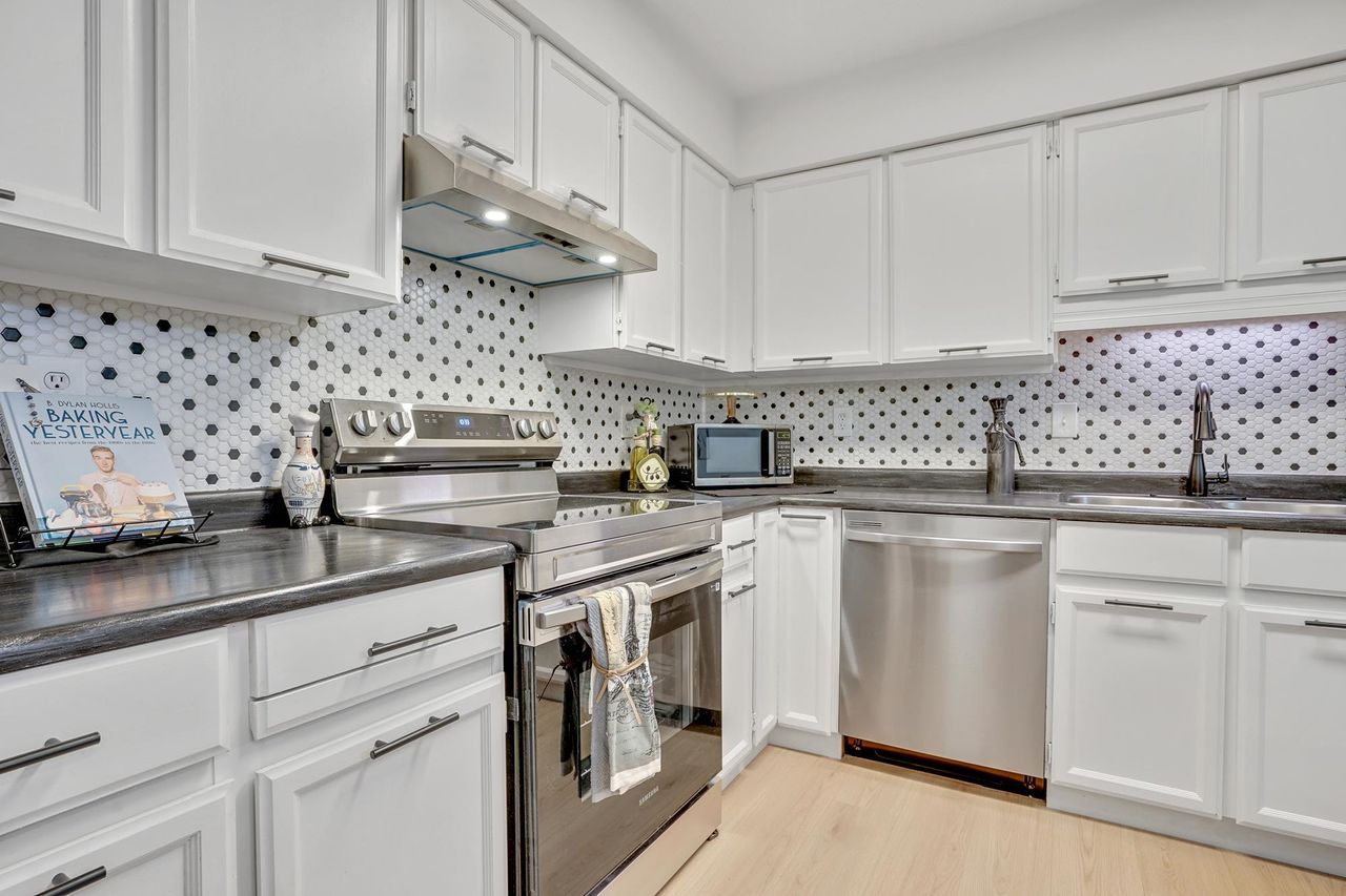 310 - 33490 Cottage Lane, Central Abbotsford, Abbotsford 