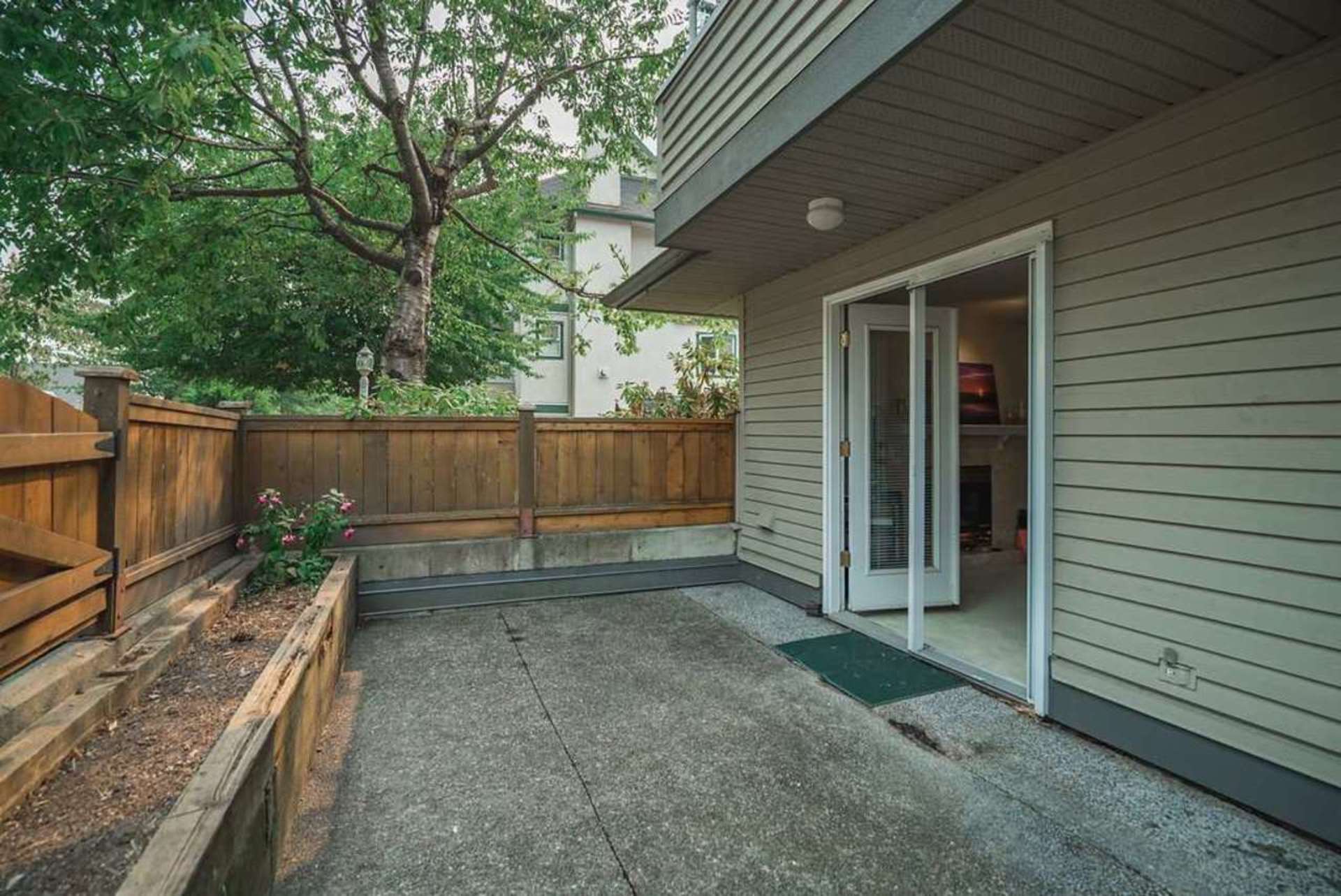 3938-albert-street-vancouver-heights-burnaby-north-05 at 104 - 3938 Albert Street, Vancouver Heights, Burnaby North