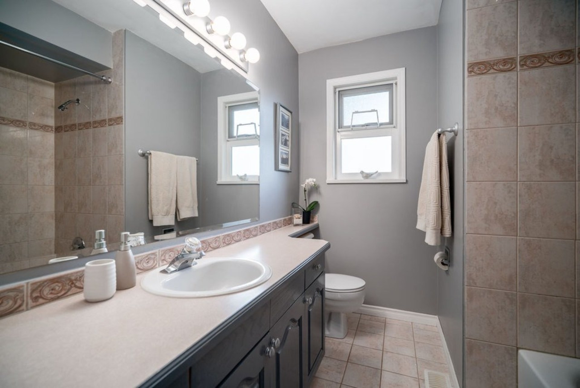 2023-hyannis-drive-blueridge-nv-north-vancouver-10 at 2023 Hyannis Drive, Blueridge NV, North Vancouver