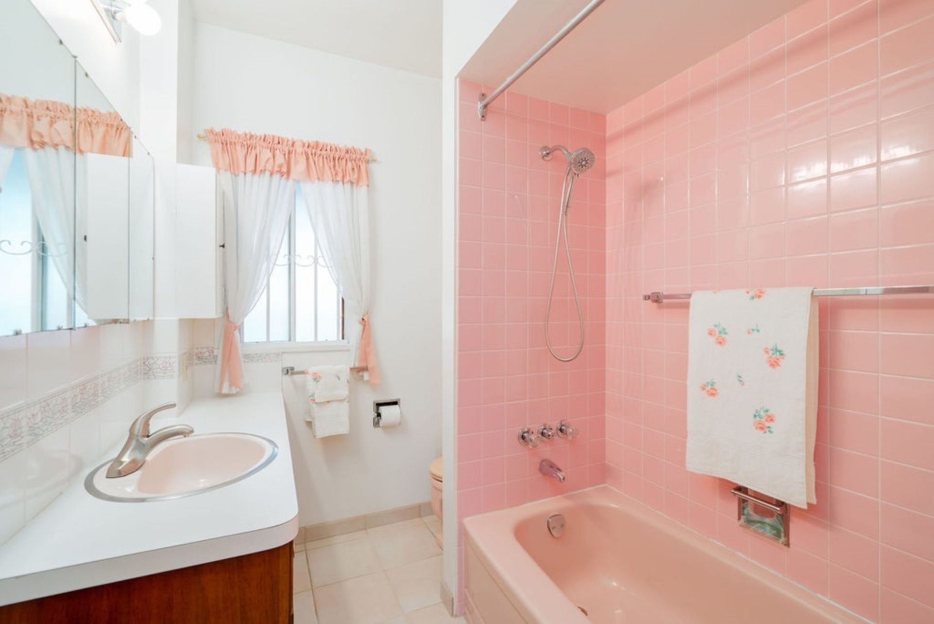 2786-dundas-street-hastings-east-vancouver-east-16 at 2786 Dundas Street, Hastings East, Vancouver East