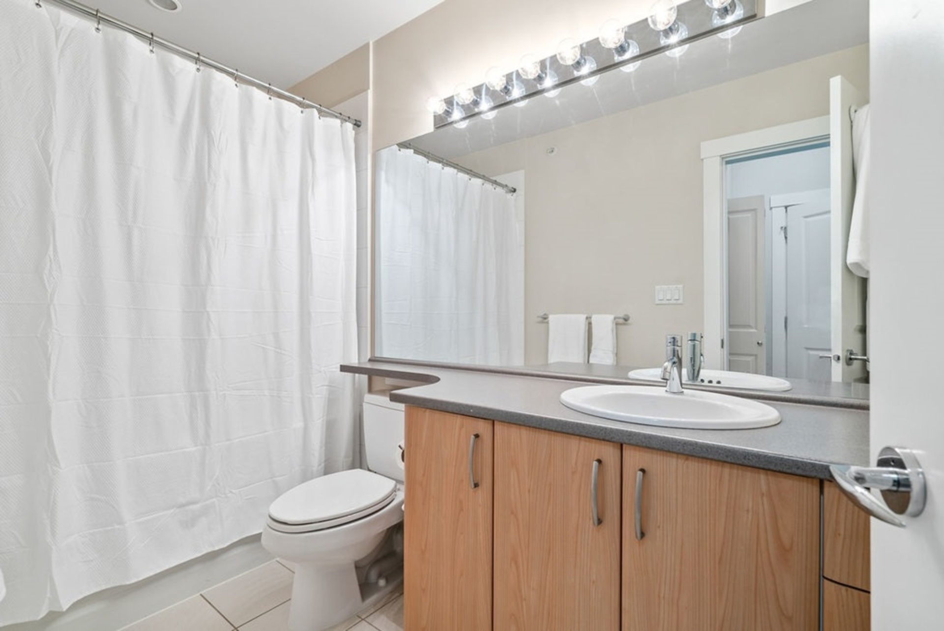 4723-dawson-street-brentwood-park-burnaby-north-10 at 402 - 4723 Dawson Street, Brentwood Park, Burnaby North