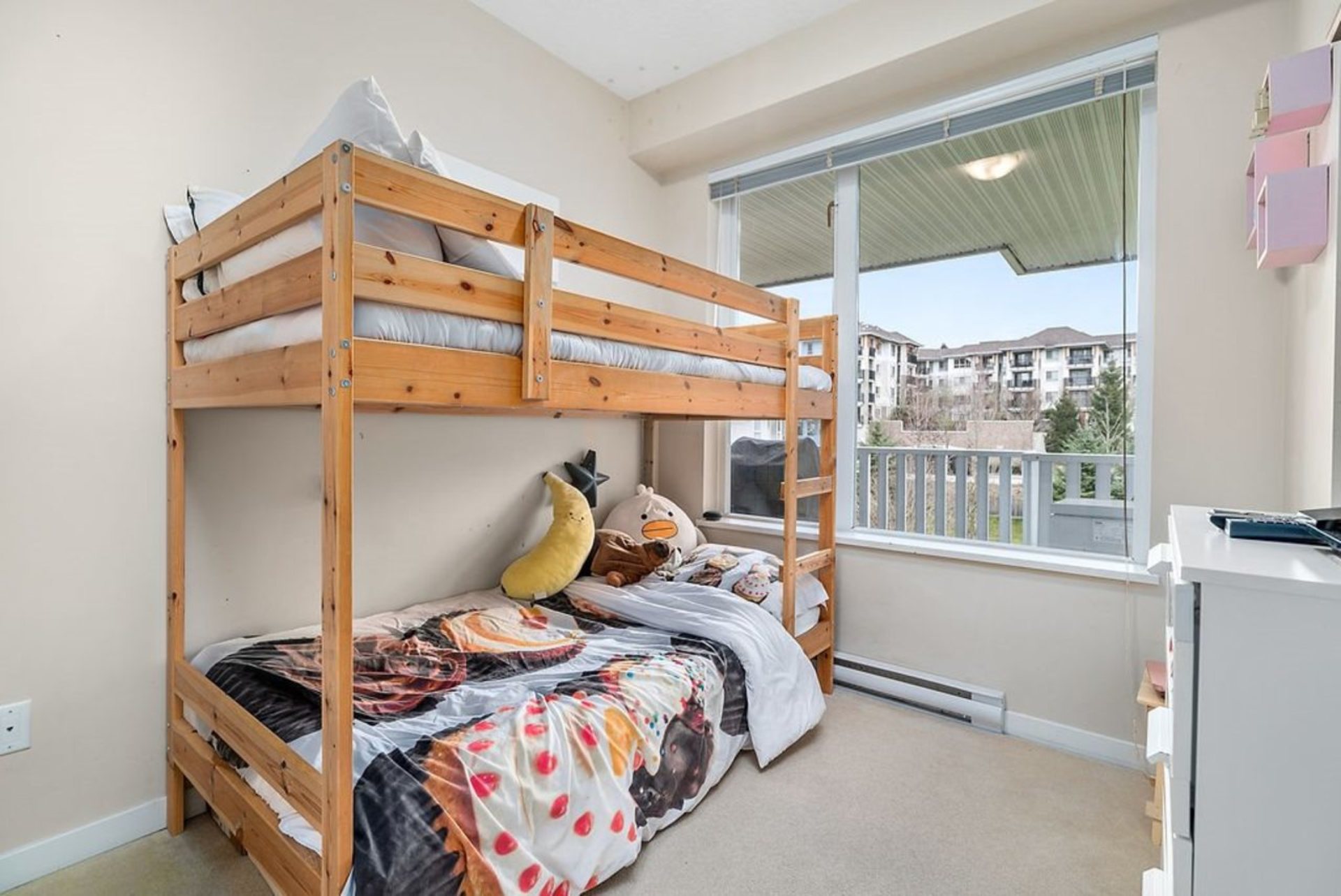 4723-dawson-street-brentwood-park-burnaby-north-11 at 402 - 4723 Dawson Street, Brentwood Park, Burnaby North