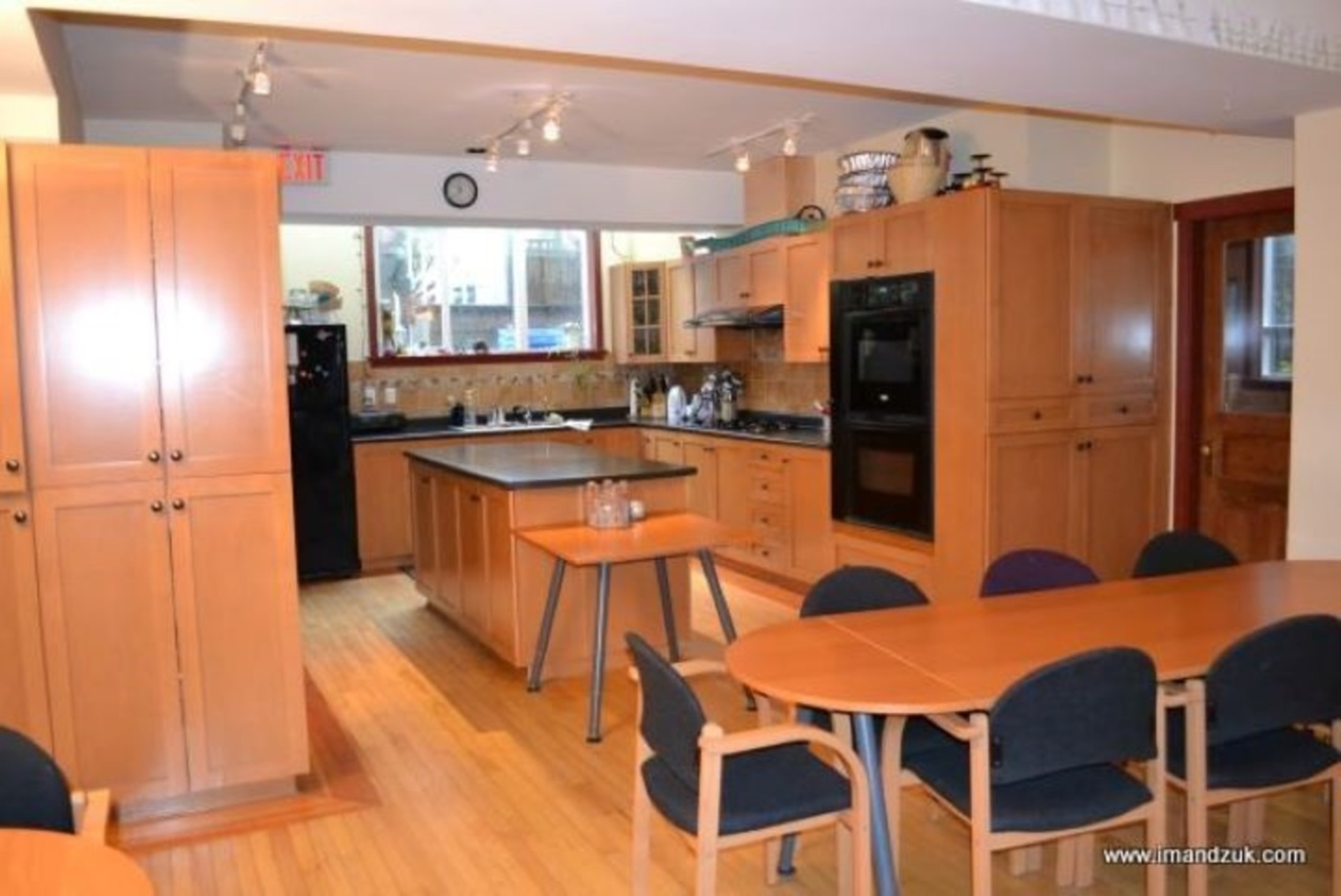 510-chesterfield-avenue-lower-lonsdale-north-vancouver-13 at 401 - 510 Chesterfield Avenue, Lower Lonsdale, North Vancouver