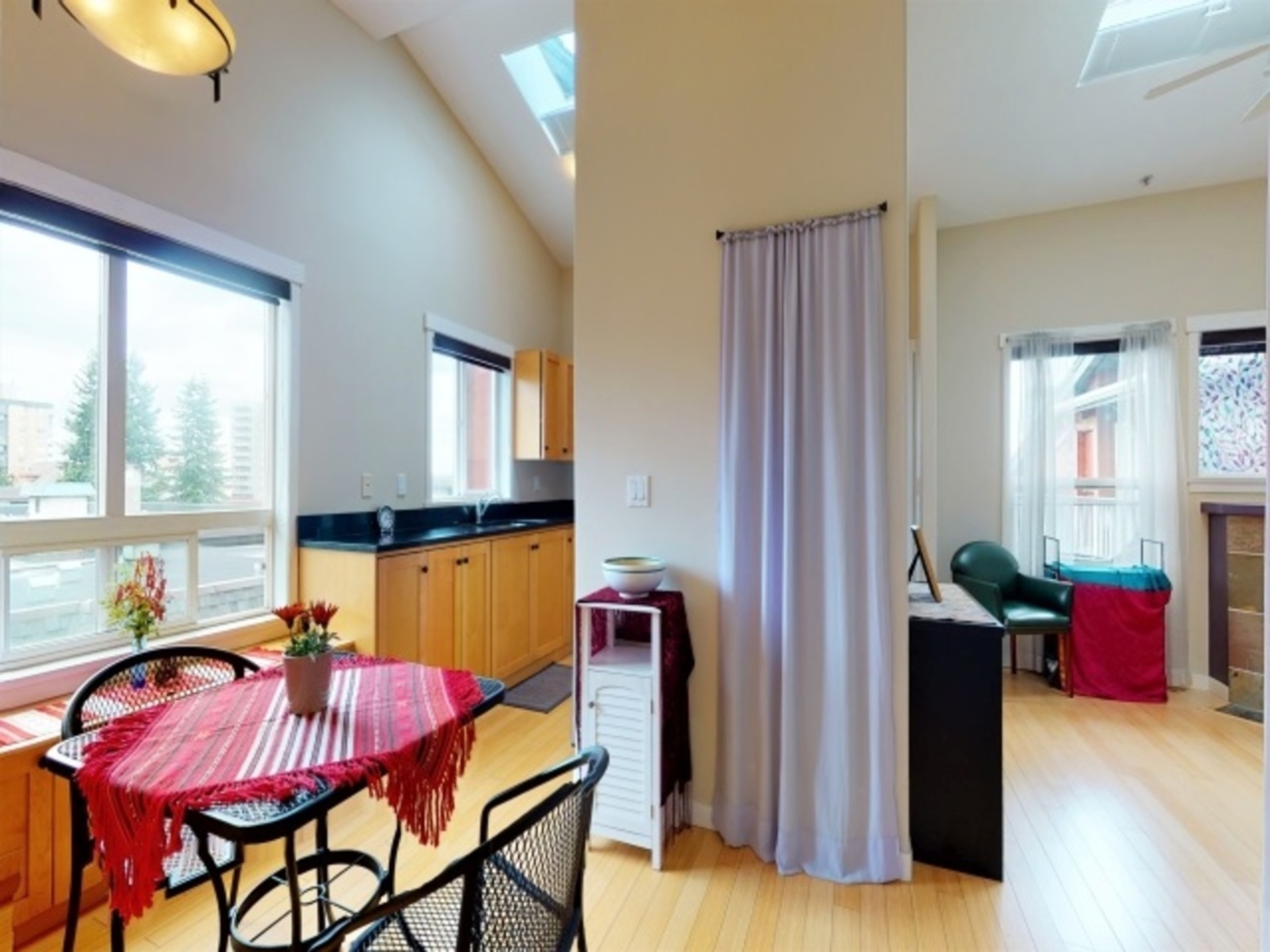 510-chesterfield-avenue-lower-lonsdale-north-vancouver-16 at 401 - 510 Chesterfield Avenue, Lower Lonsdale, North Vancouver