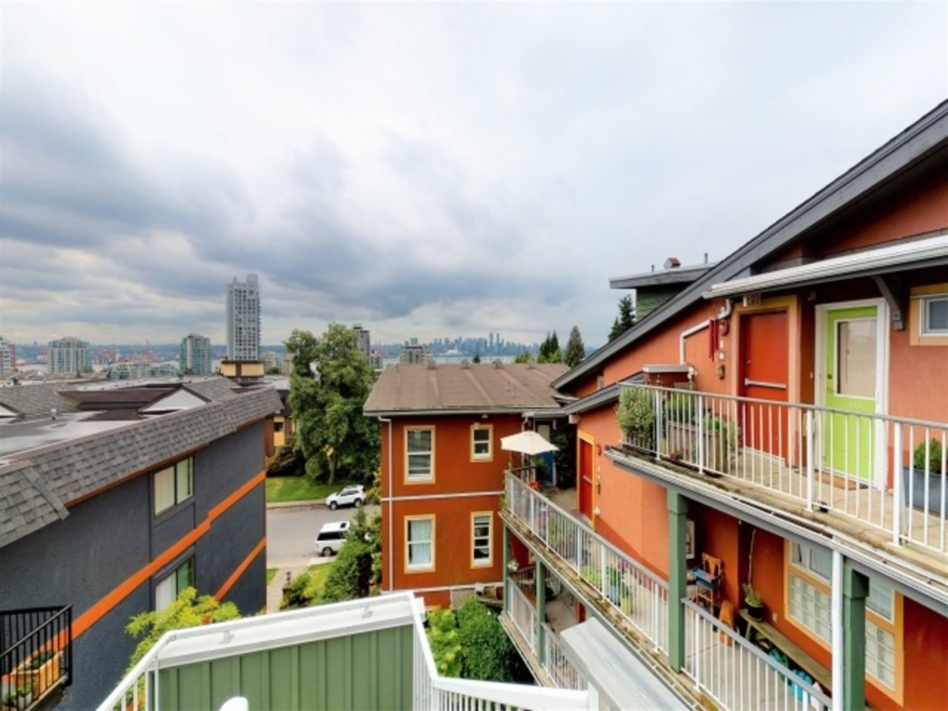 510-chesterfield-avenue-lower-lonsdale-north-vancouver-27 at 401 - 510 Chesterfield Avenue, Lower Lonsdale, North Vancouver