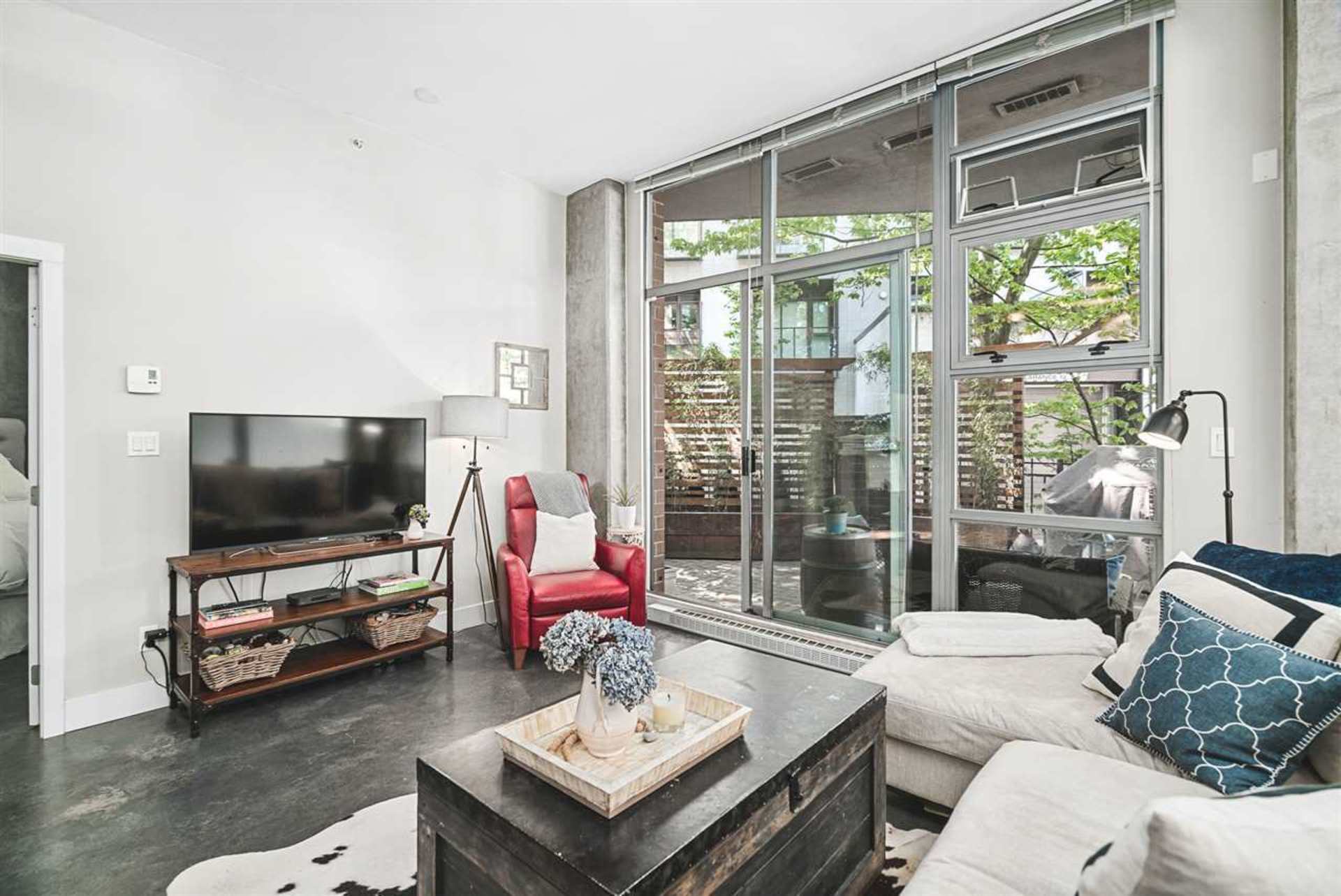 2635-prince-edward-street-mount-pleasant-ve-vancouver-east-04 at 113 - 2635 Prince Edward Street, Mount Pleasant VE, Vancouver East