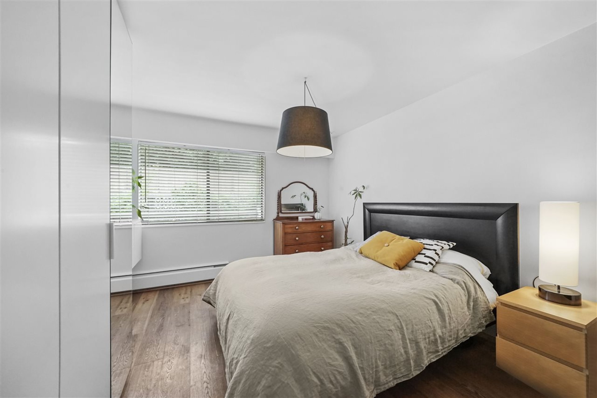 6 at 224 - 588 East 5th Avenue, Mount Pleasant VE, Vancouver East