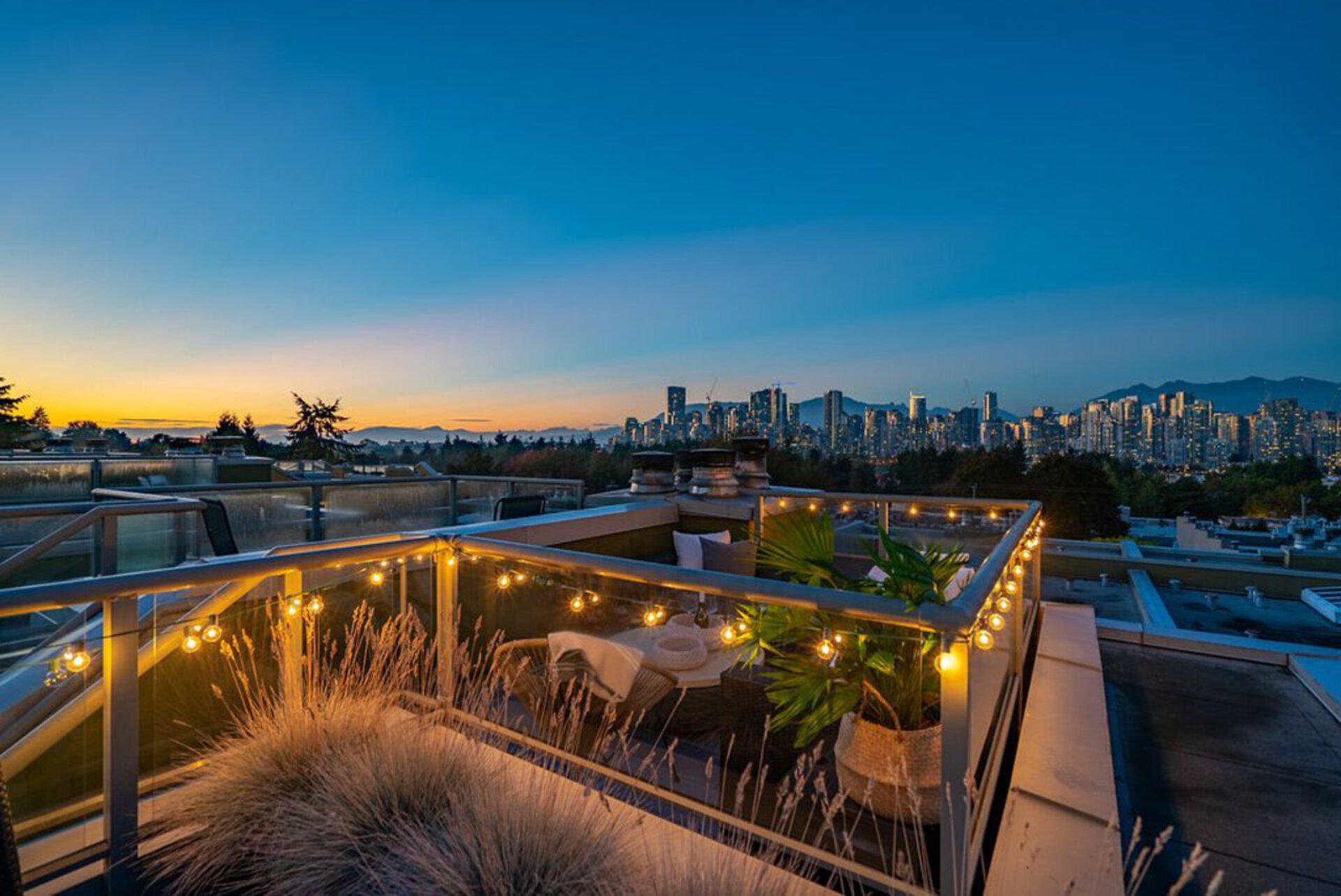 795-w-8th-avenue-fairview-vw-vancouver-west-03-1 at 12 - 795 W 8th Avenue, Fairview VW, Vancouver West