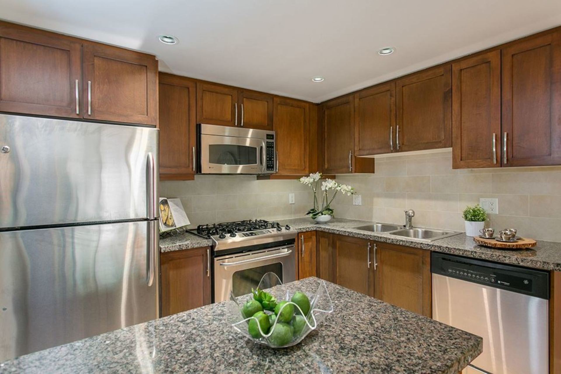 3811-hastings-street-vancouver-heights-burnaby-north-06 at 411 - 3811 Hastings Street, Vancouver Heights, Burnaby North