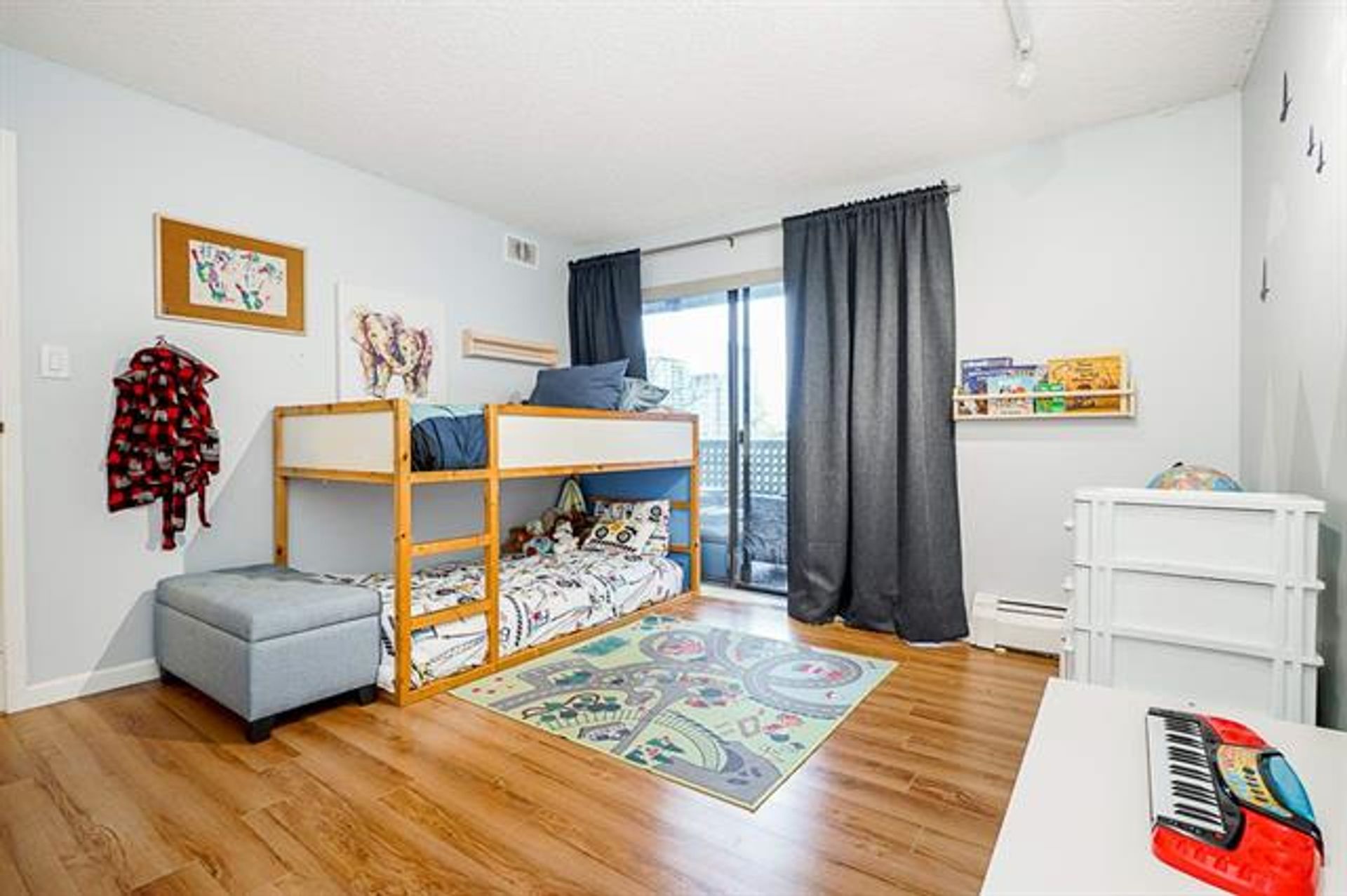 262561258-17 at 206 - 4941 Lougheed Highway, Brentwood Park, Burnaby North