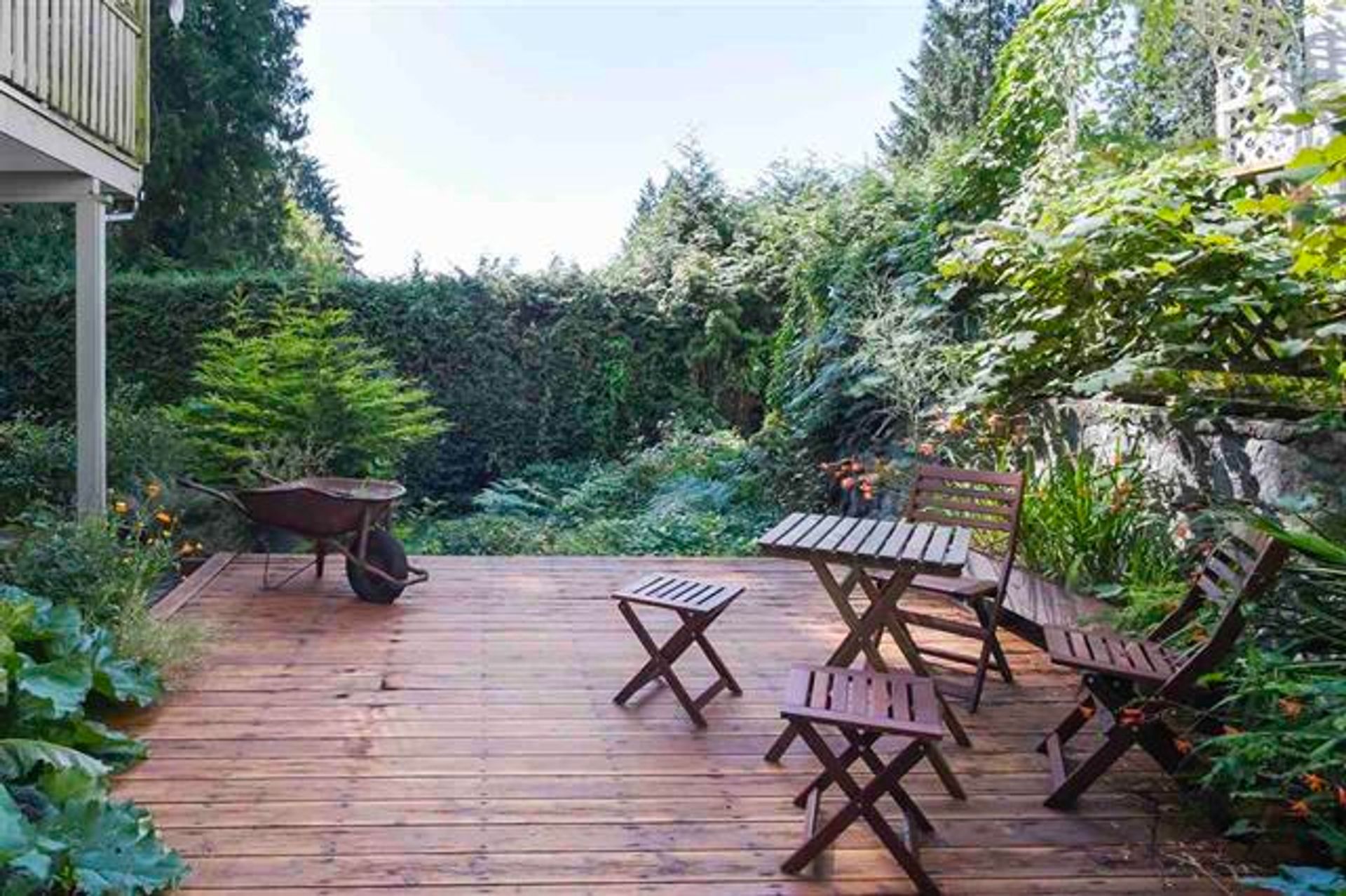 262591431-10 at 983 Wellington Drive, Lynn Valley, North Vancouver