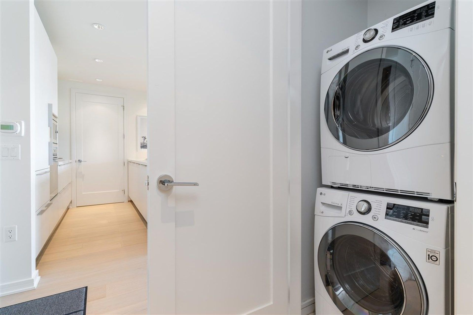 181-w-1st-avenue-false-creek-vancouver-west-32 at 807 - 181 W 1st Avenue, False Creek, Vancouver West