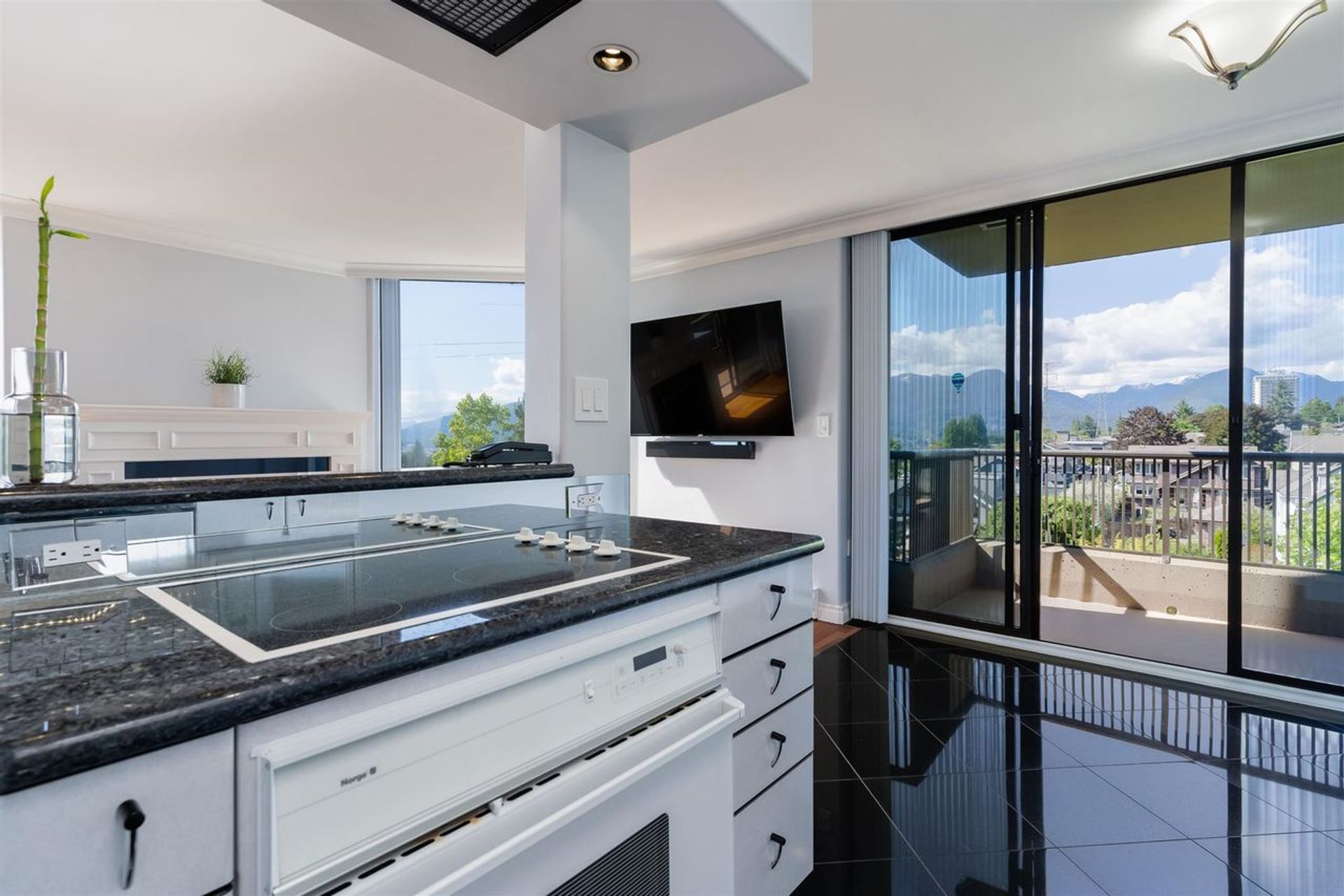 3740-albert-street-vancouver-heights-burnaby-north-18 at 602 - 3740 Albert Street, Vancouver Heights, Burnaby North