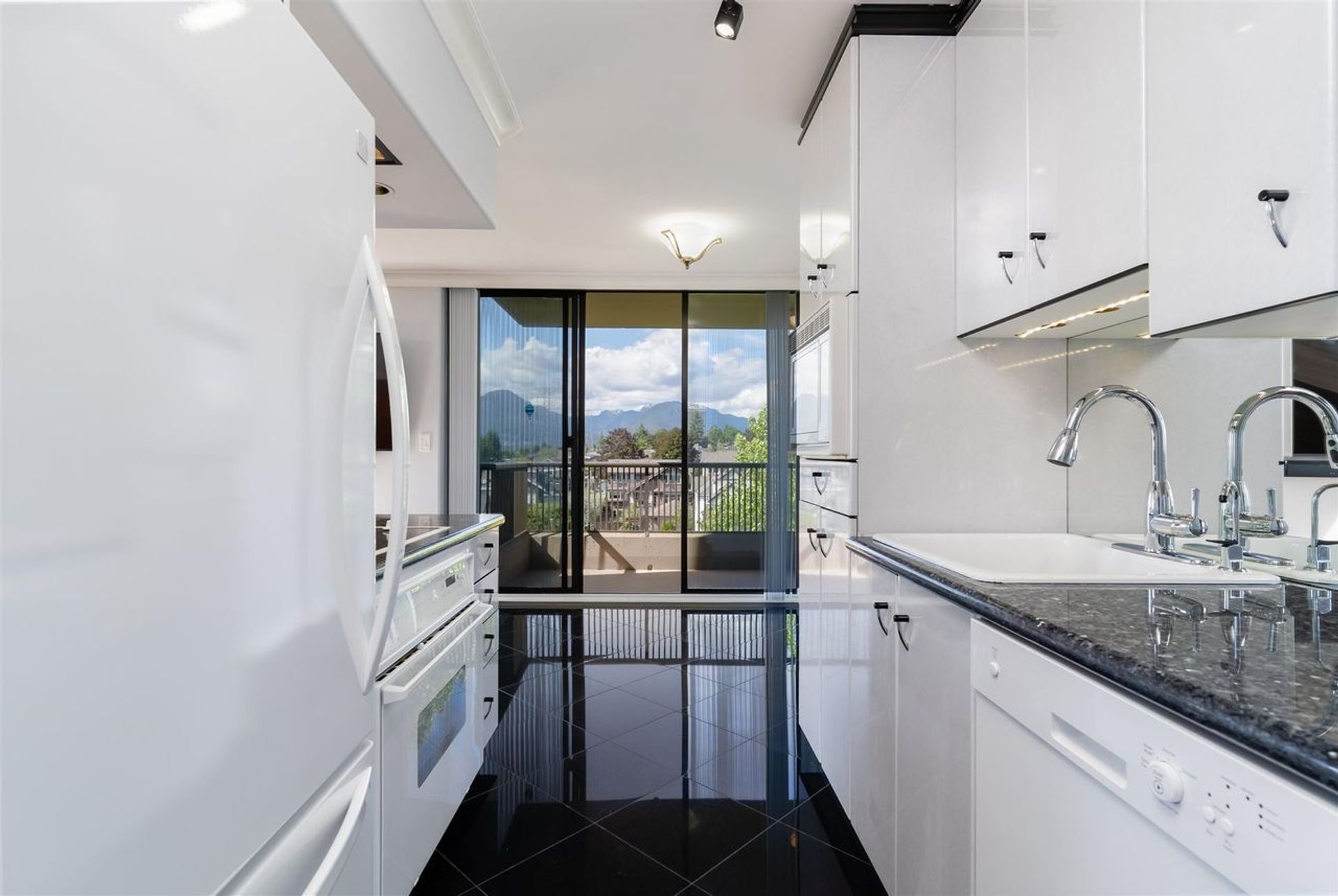 3740-albert-street-vancouver-heights-burnaby-north-22 at 602 - 3740 Albert Street, Vancouver Heights, Burnaby North