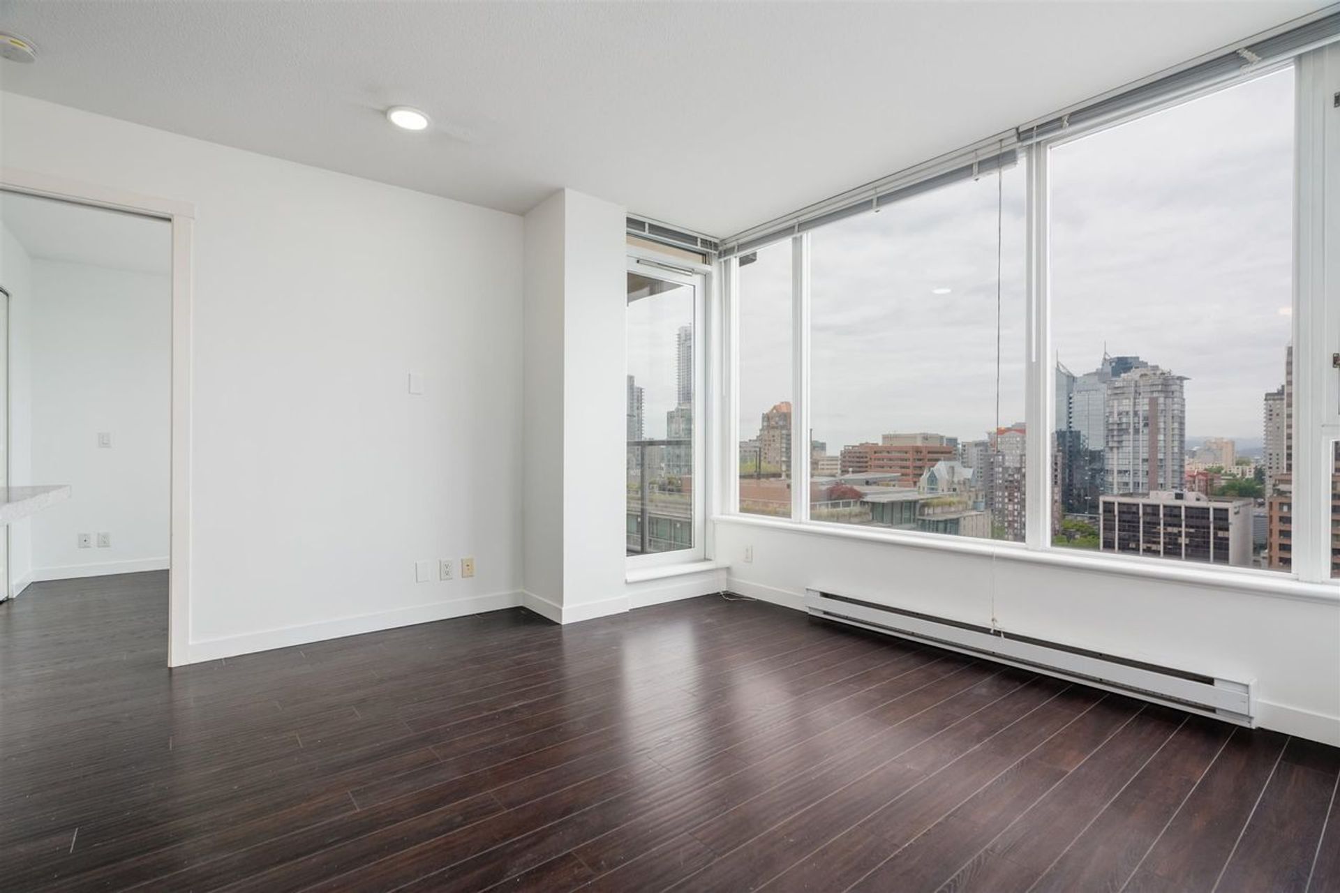 1001-richards-street-downtown-vw-vancouver-west-05 at 2301 - 1001 Richards Street, Downtown VW, Vancouver West