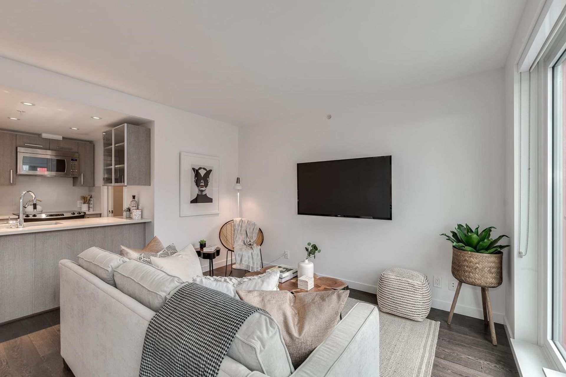 933-e-hastings-street-strathcona-vancouver-east-15 at 1005 - 933 E Hastings Street, Strathcona, Vancouver East