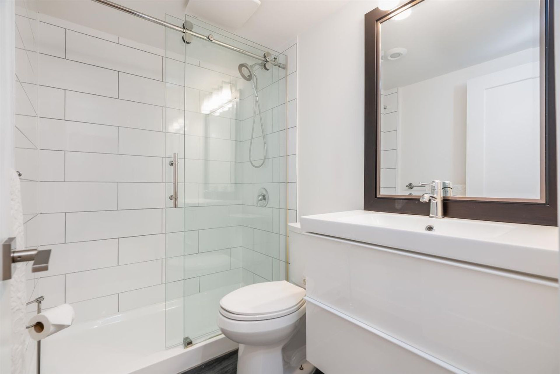 2211-w-5th-avenue-kitsilano-vancouver-west-22 at 107 - 2211 W 5th Avenue, Kitsilano, Vancouver West