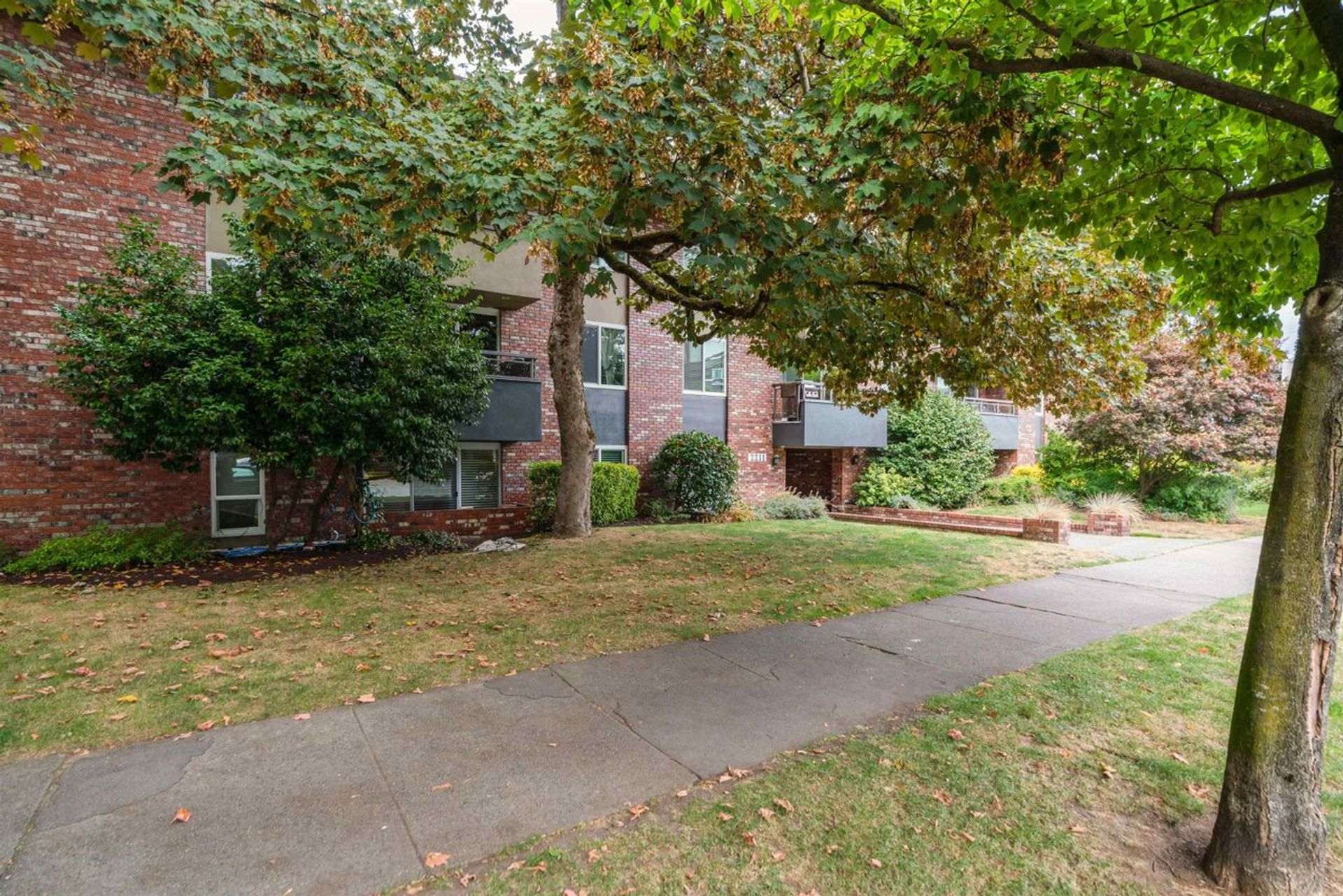 2211-w-5th-avenue-kitsilano-vancouver-west-28 at 107 - 2211 W 5th Avenue, Kitsilano, Vancouver West