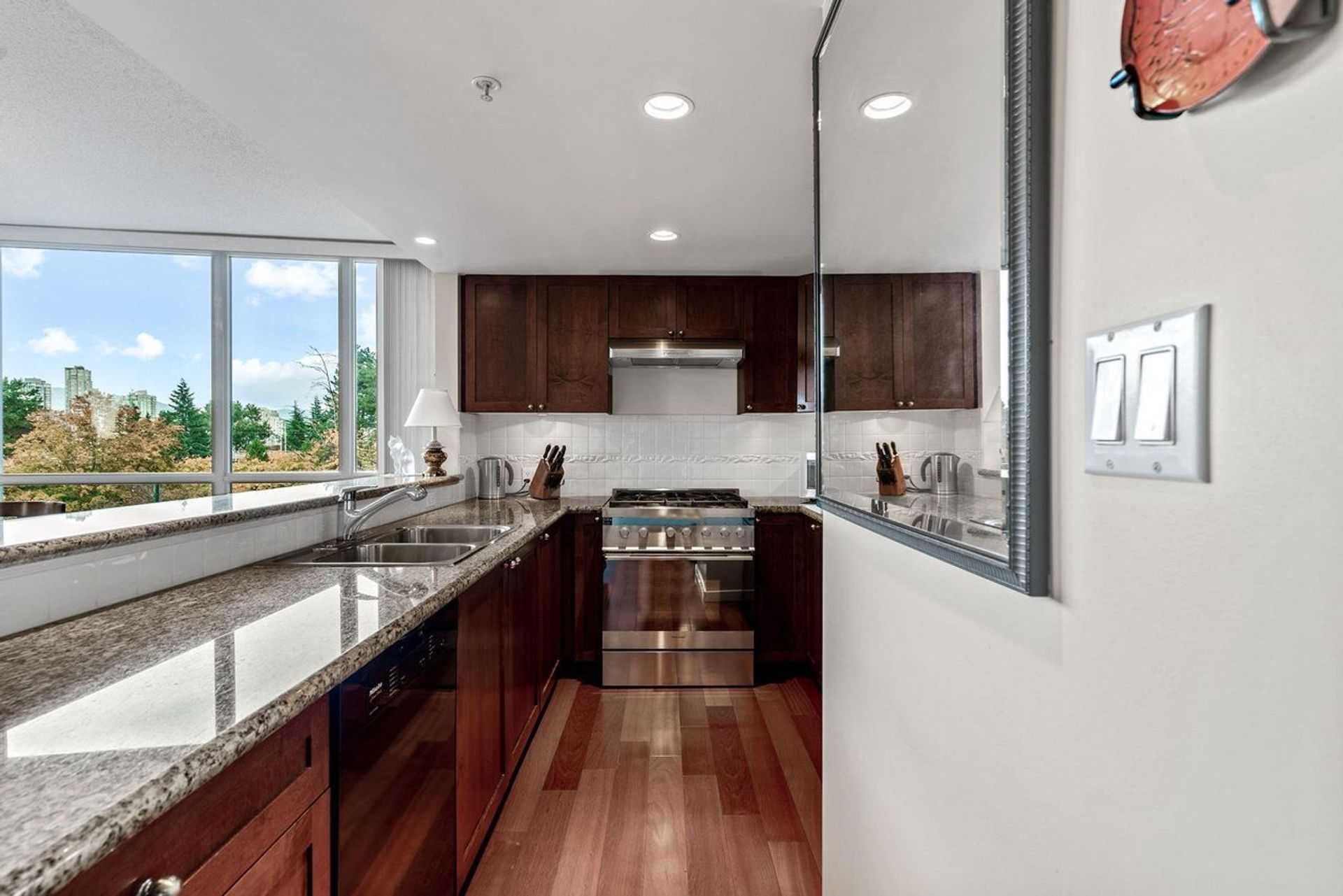 1485-w-6th-avenue-false-creek-vancouver-west-11 at 312 - 1485 W 6th Avenue, False Creek, Vancouver West