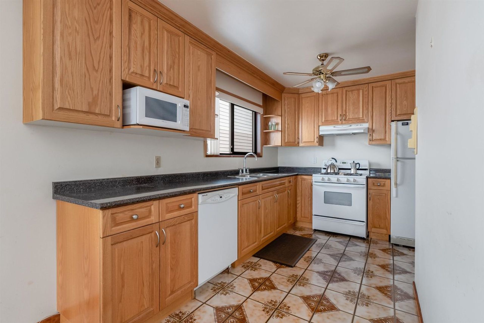 3473-price-street-collingwood-ve-vancouver-east-09 at 3473 Price Street, Collingwood VE, Vancouver East