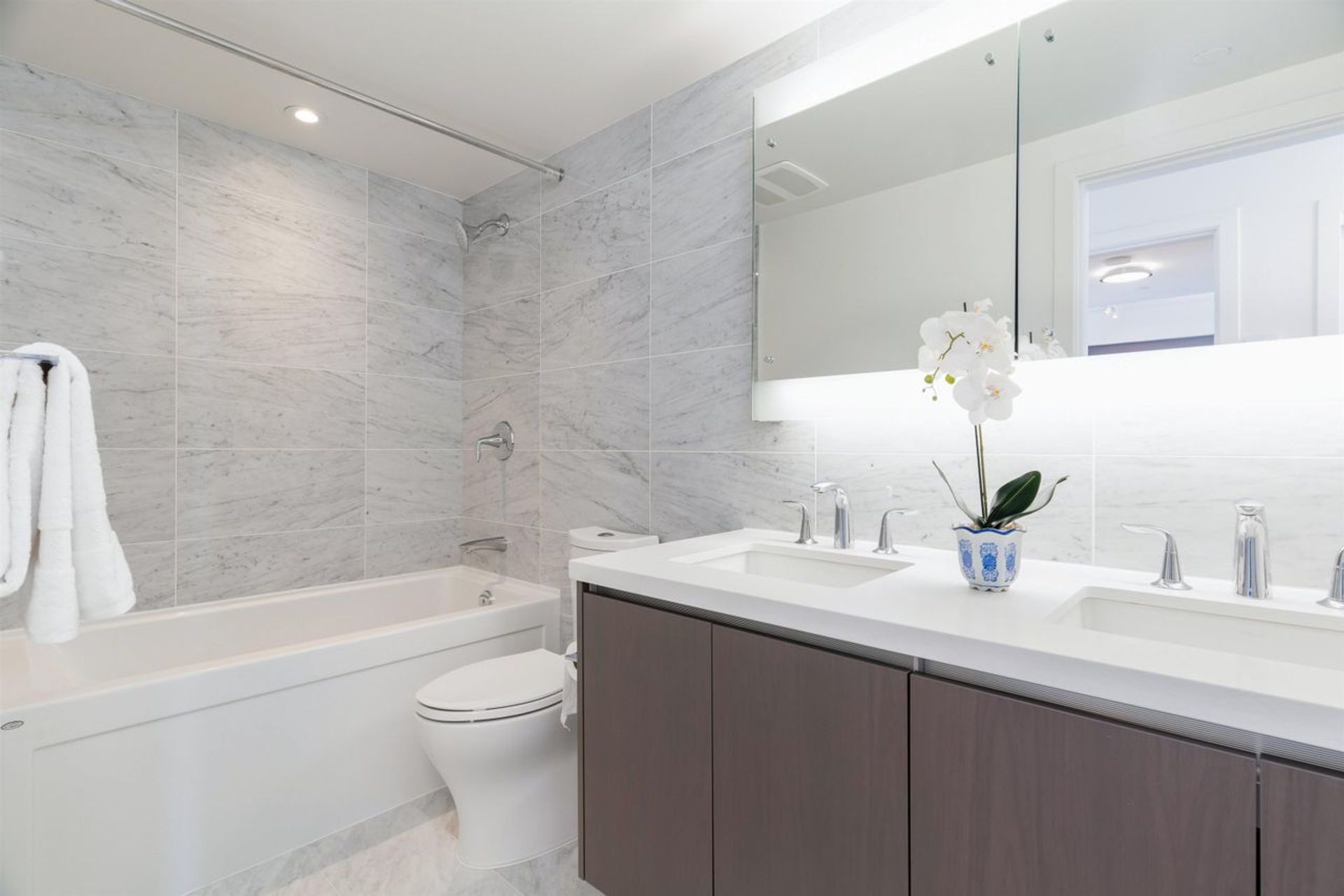 13696-100-avenue-whalley-north-surrey-13 at 4706 - 13696 100 Avenue, Whalley, North Surrey