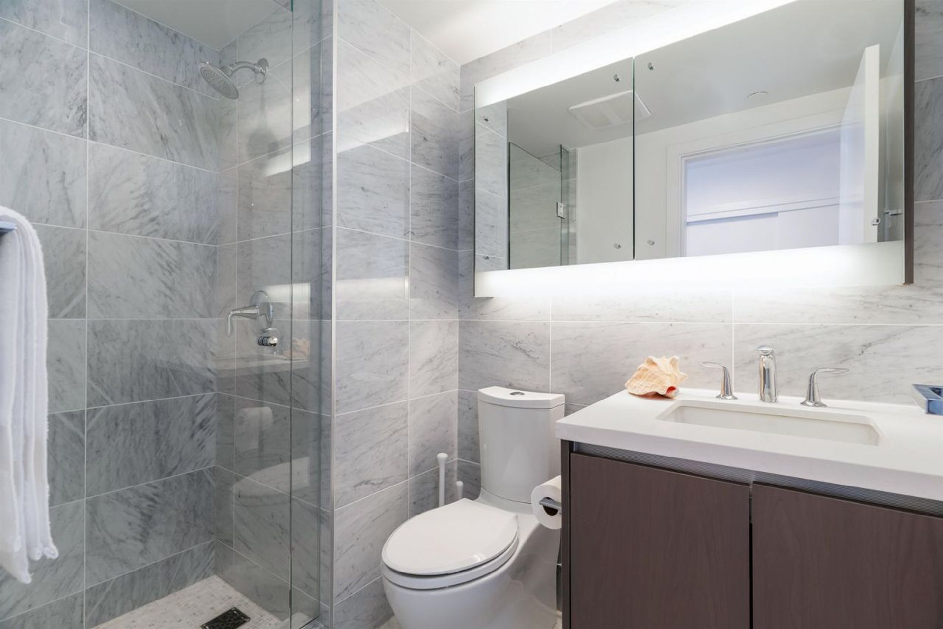 13696-100-avenue-whalley-north-surrey-16 at 4706 - 13696 100 Avenue, Whalley, North Surrey