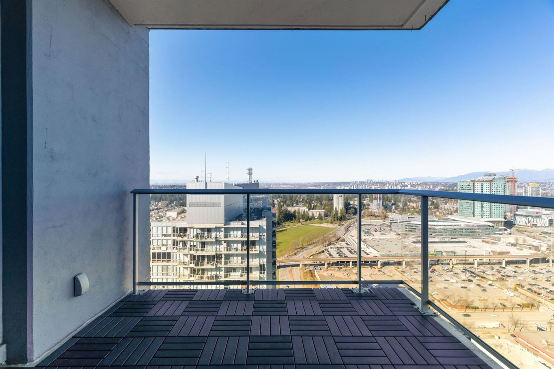 13696-100-avenue-whalley-north-surrey-19 at 4706 - 13696 100 Avenue, Whalley, North Surrey