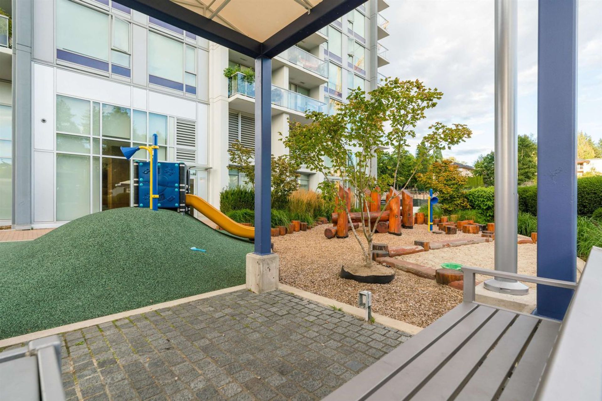 13696-100-avenue-whalley-north-surrey-33 at 4706 - 13696 100 Avenue, Whalley, North Surrey