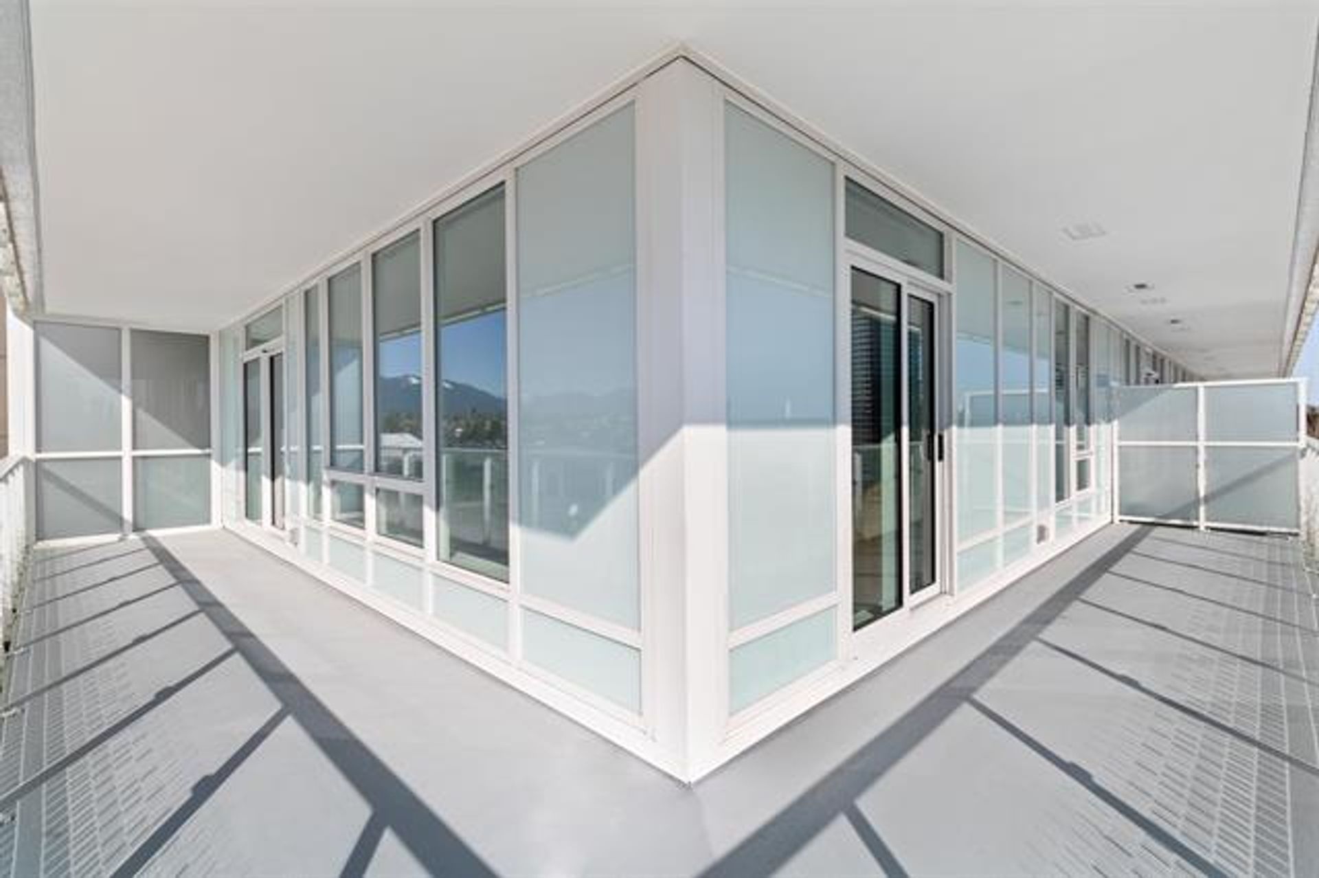 262685321-7 at 505 - 4350 Brentwood Boulevard, Burnaby North