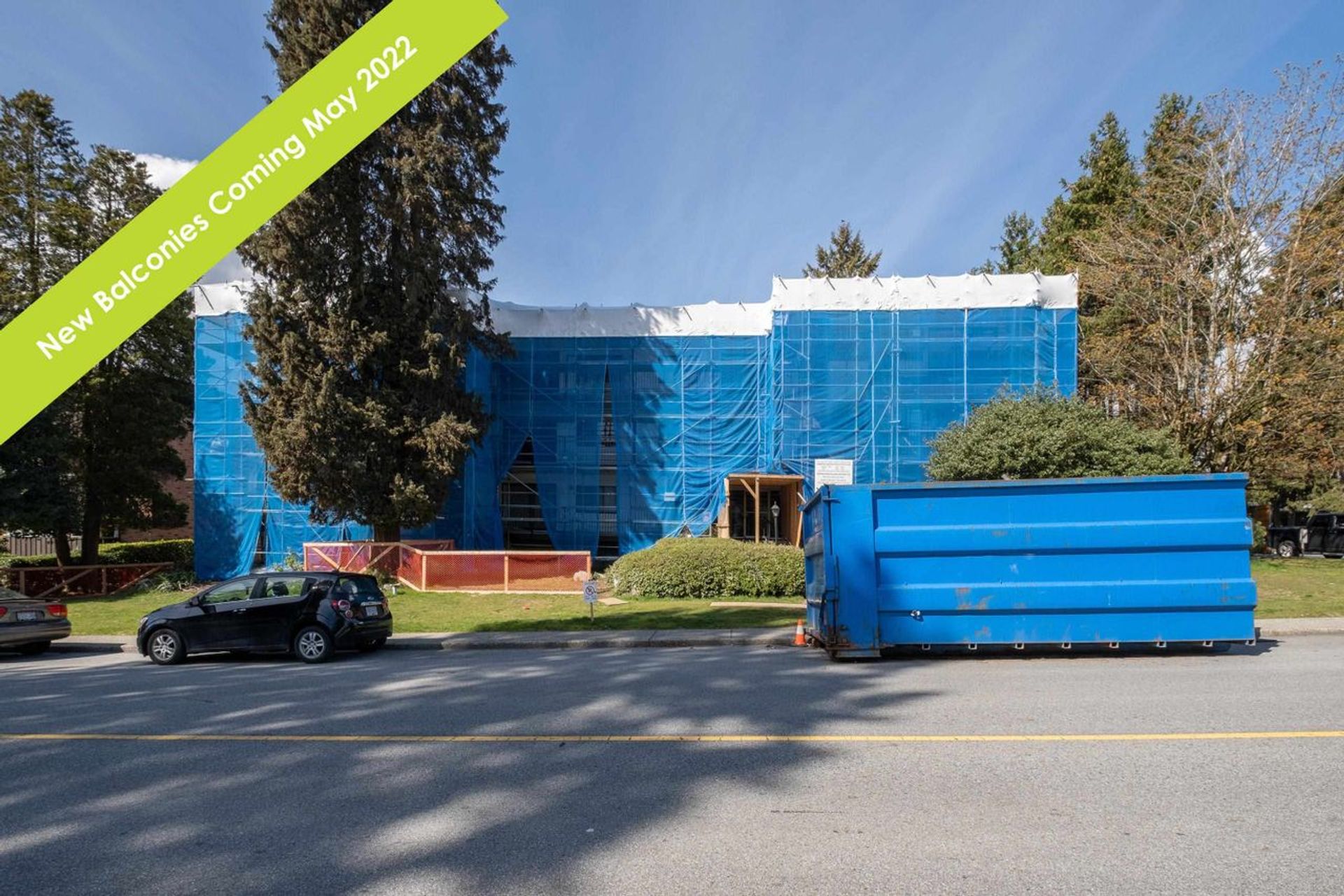 160-e-19th-street-central-lonsdale-north-vancouver-02 at 208 - 160 E 19th Street, Central Lonsdale, North Vancouver