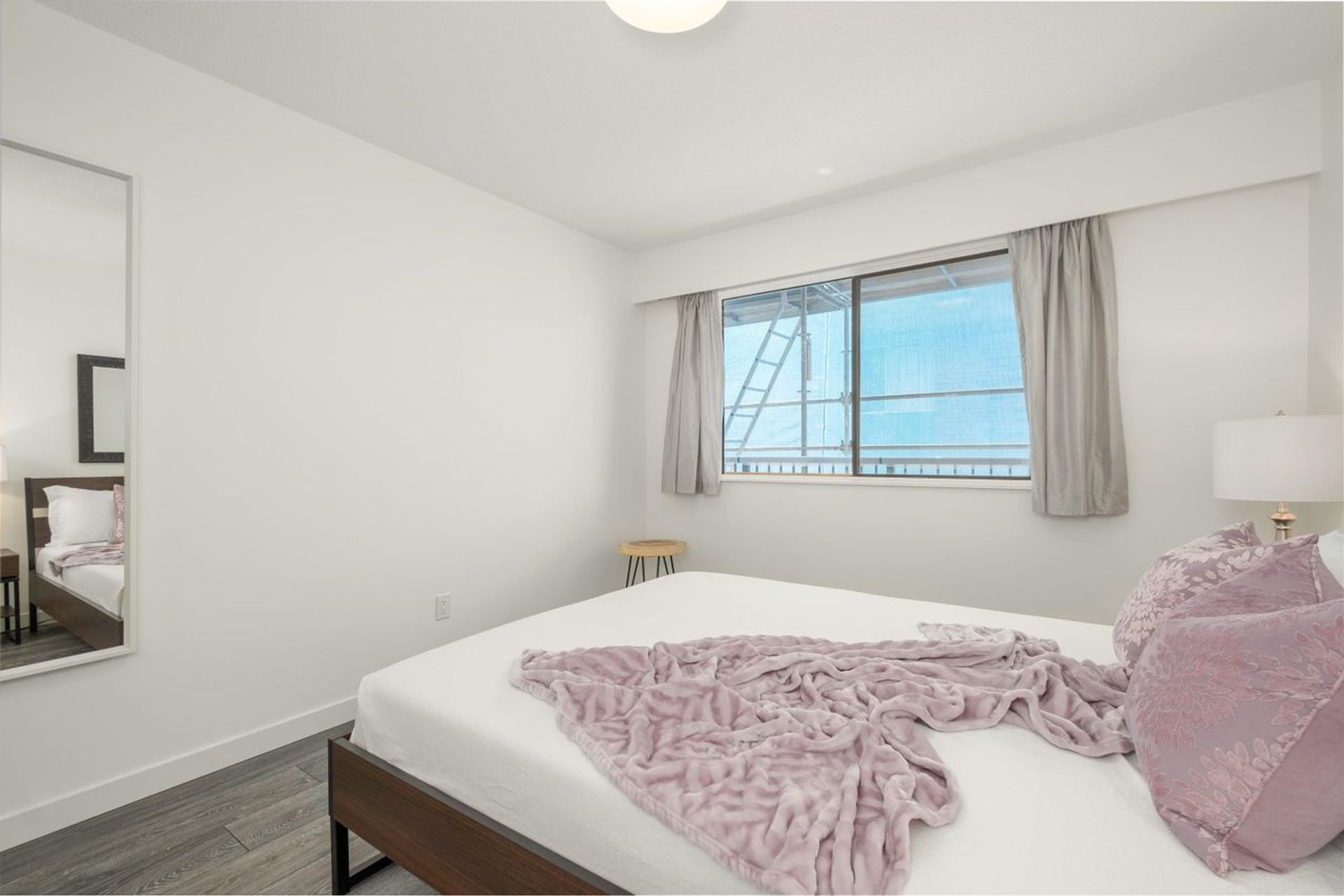 160-e-19th-street-central-lonsdale-north-vancouver-16 at 208 - 160 E 19th Street, Central Lonsdale, North Vancouver