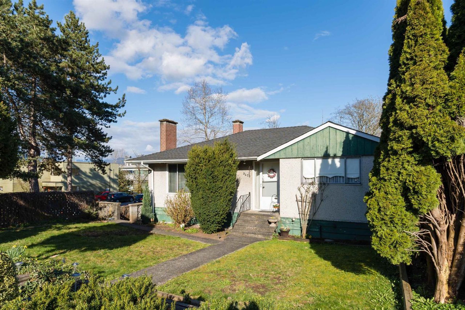 3470-kalyk-avenue-burnaby-hospital-burnaby-south-06 at 3470 Kalyk Avenue, Burnaby Hospital, Burnaby South