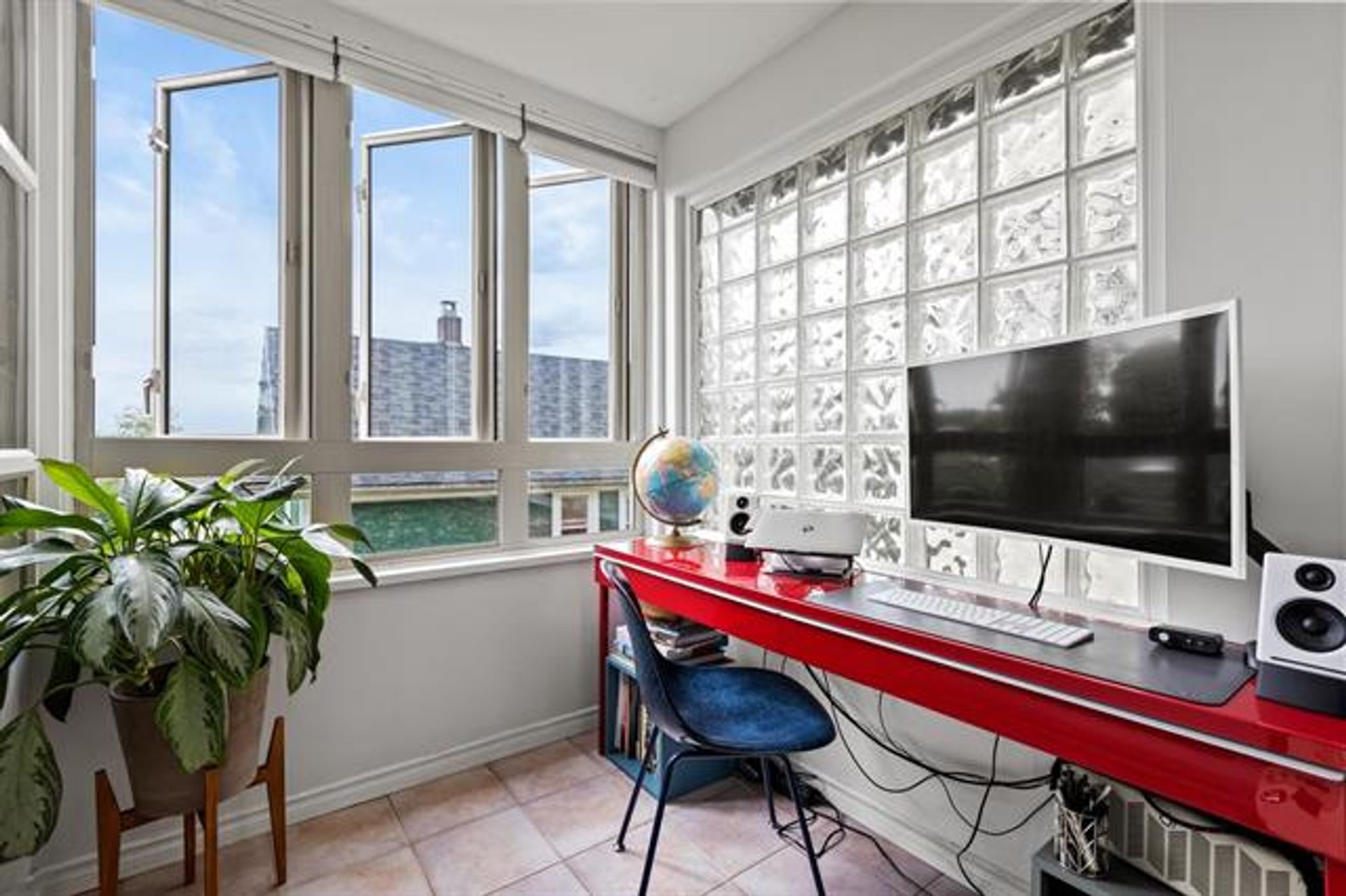 262718454-21 at 306 - 1688 East 4th Avenue, Grandview Woodland, Vancouver East