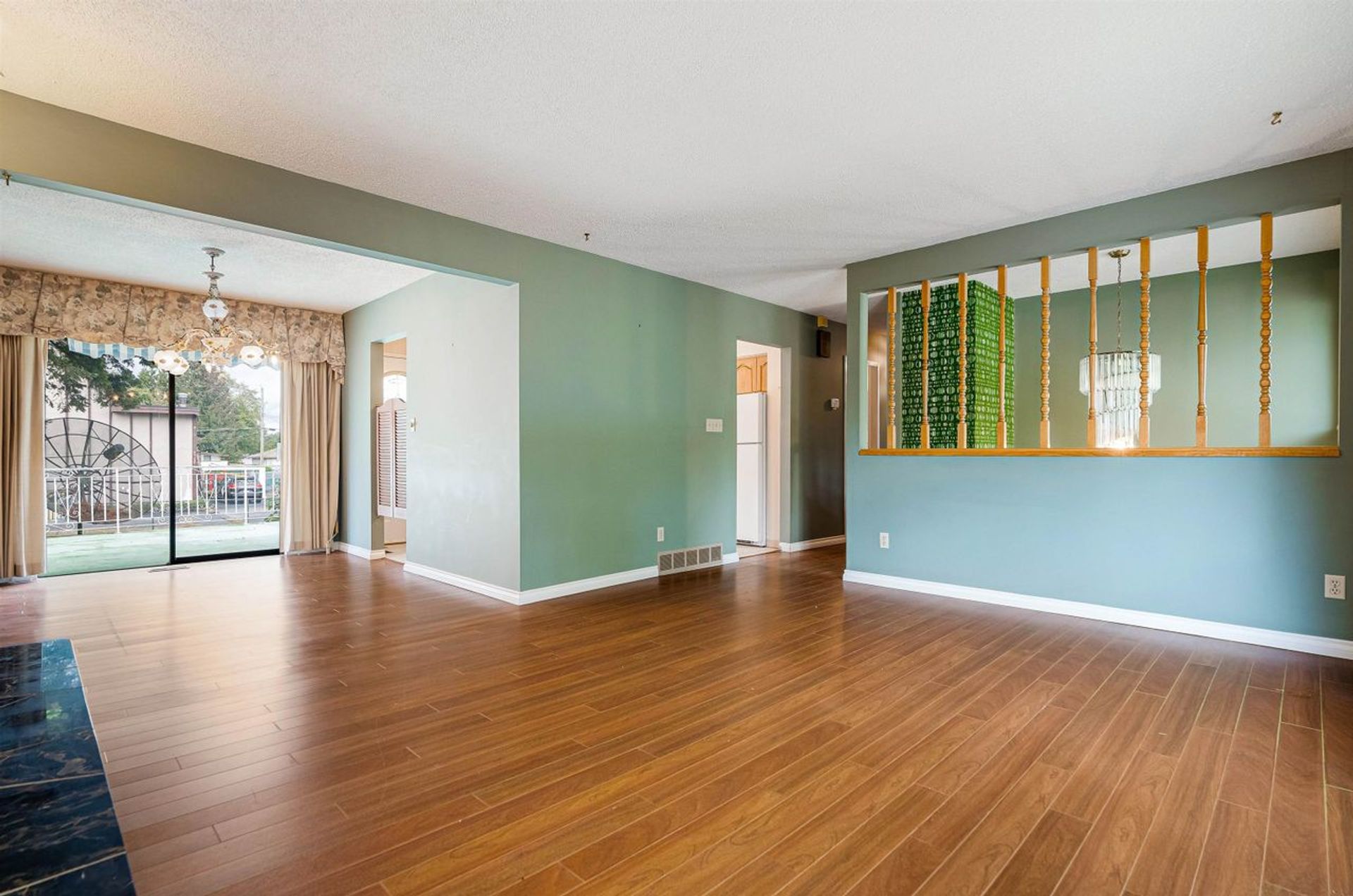 14631-107-avenue-guildford-north-surrey-08 at 14631 107 Avenue