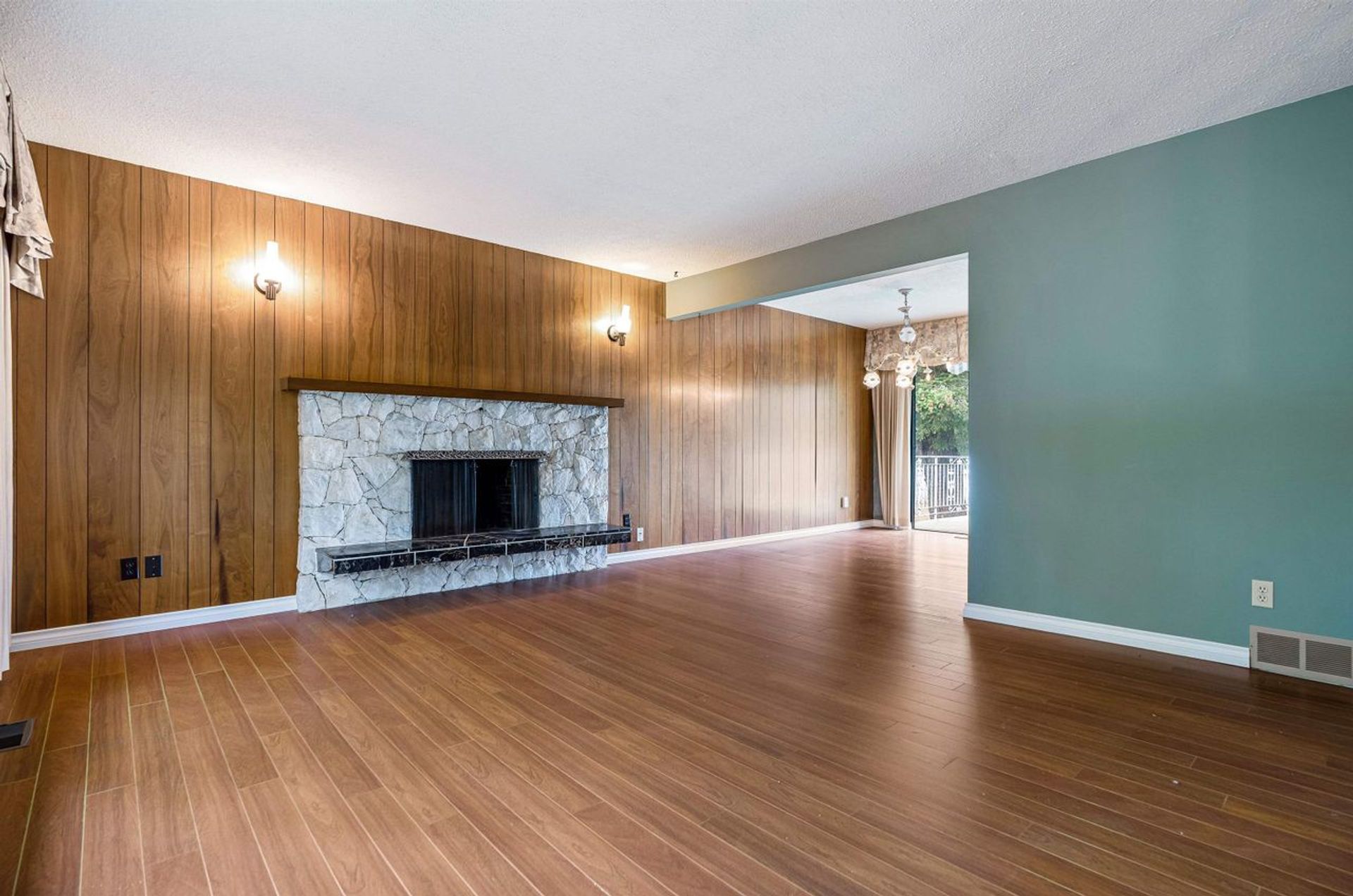 14631-107-avenue-guildford-north-surrey-10 at 14631 107 Avenue