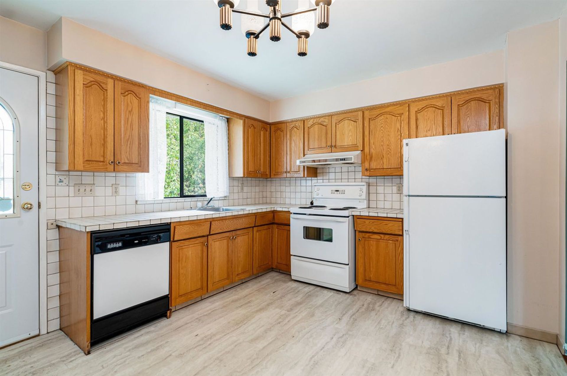 14631-107-avenue-guildford-north-surrey-12 at 14631 107 Avenue