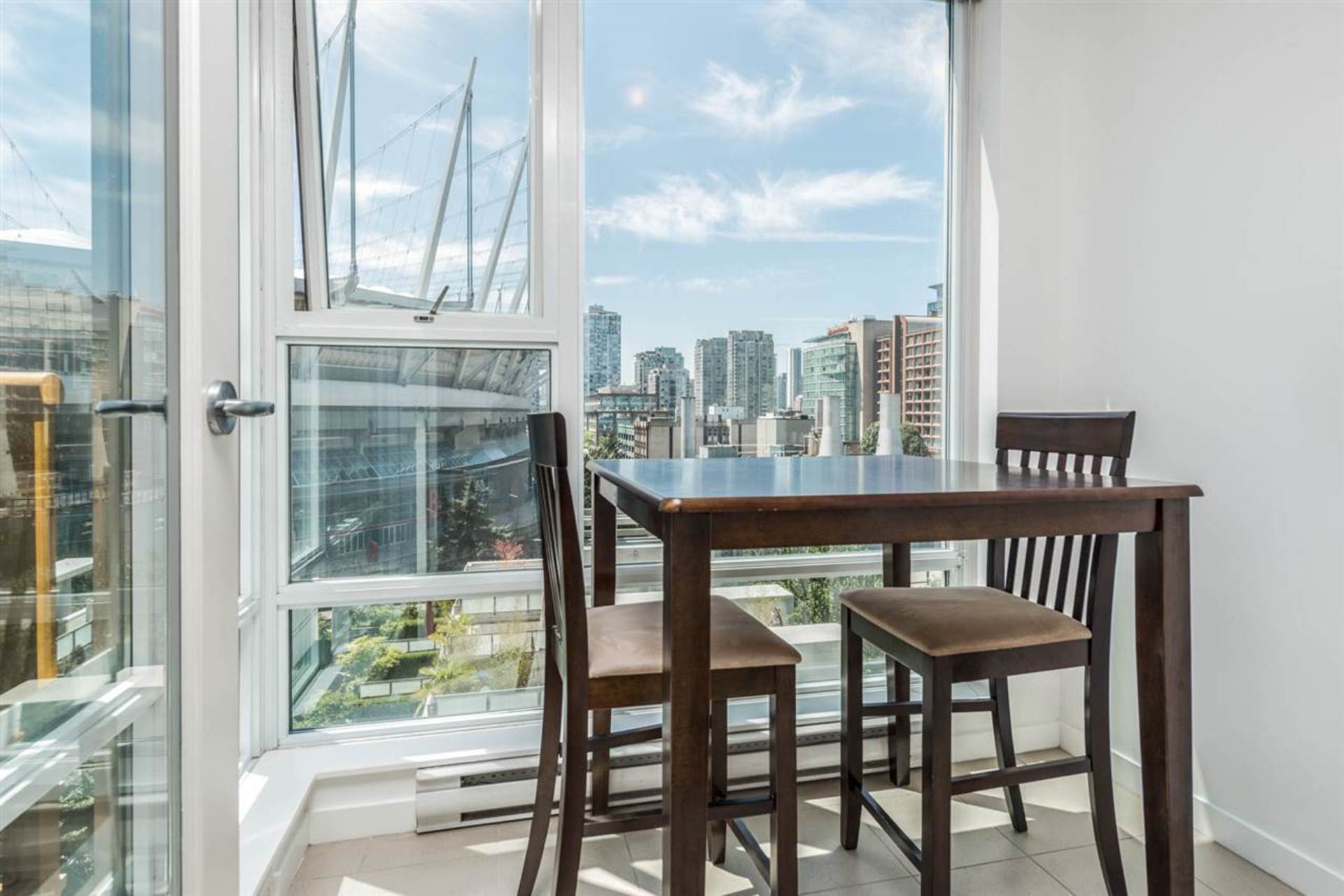 668-citadel-parade-downtown-vw-vancouver-west-08 at 701 - 668 Citadel Parade, Downtown VW, Vancouver West