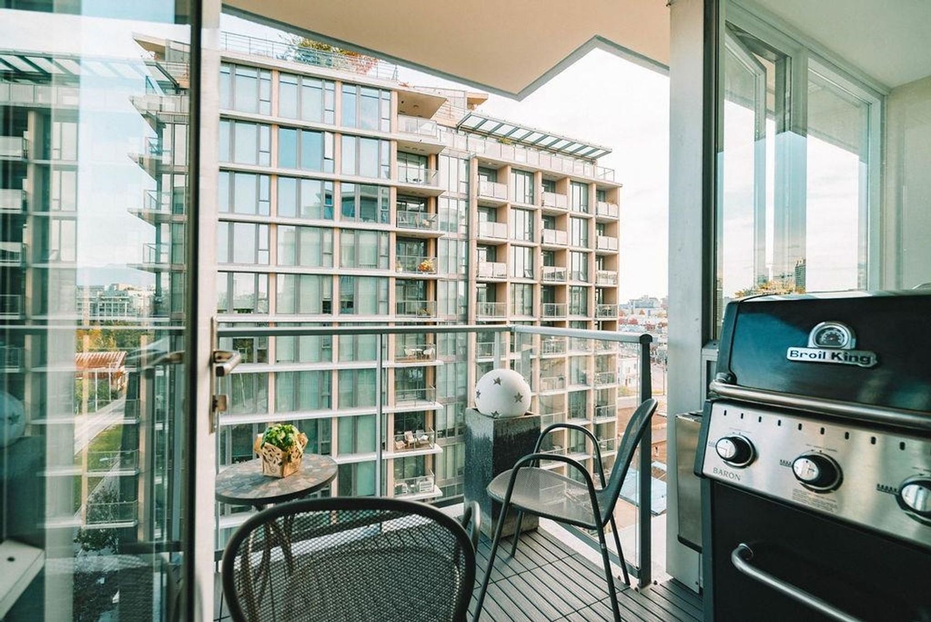 1833-crowe-street-false-creek-vancouver-west-16 at 1003 - 1833 Crowe Street, False Creek, Vancouver West