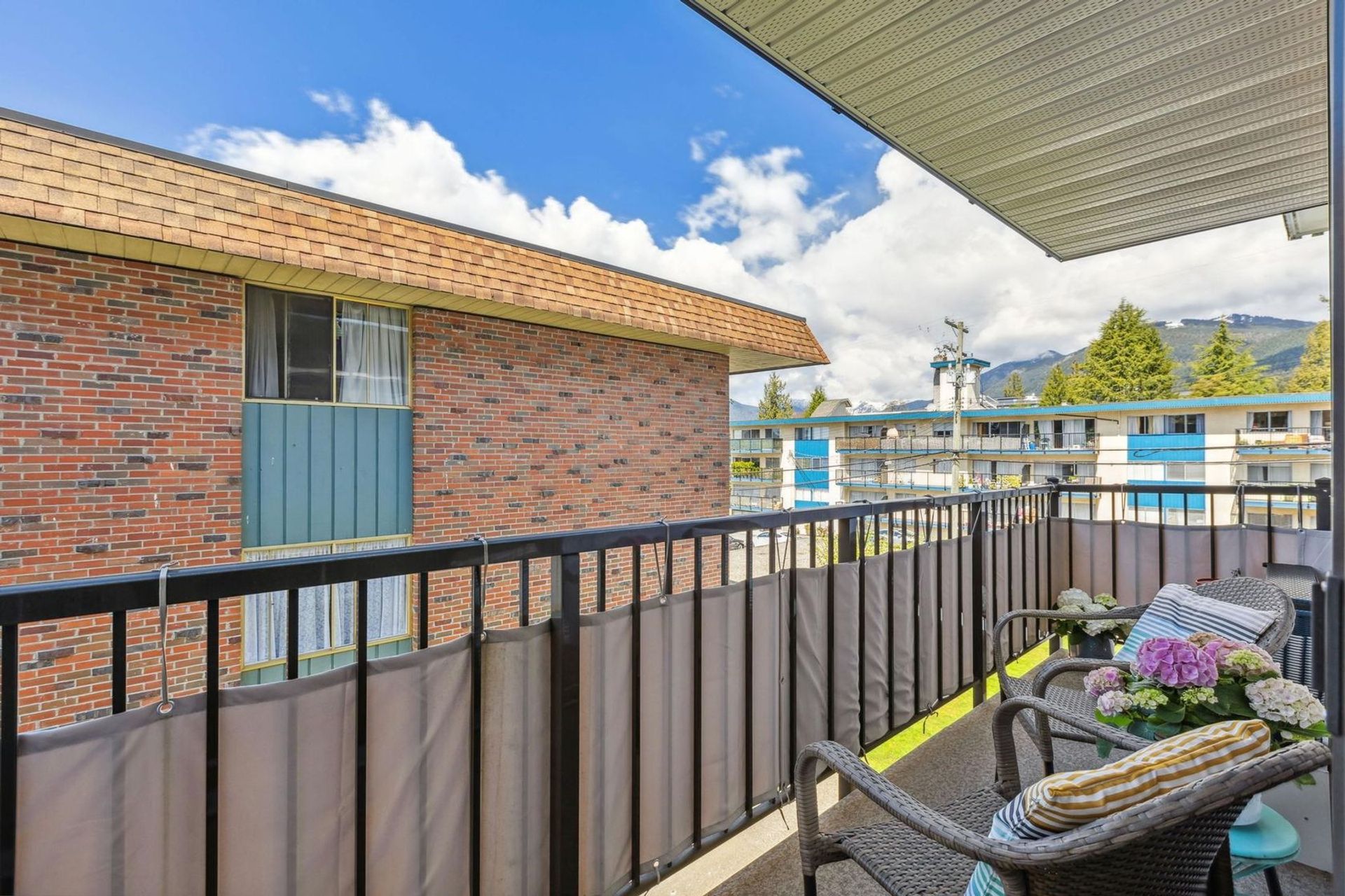 160-e-19th-street-central-lonsdale-north-vancouver-14 at 208 - 160 E 19th Street, Central Lonsdale, North Vancouver