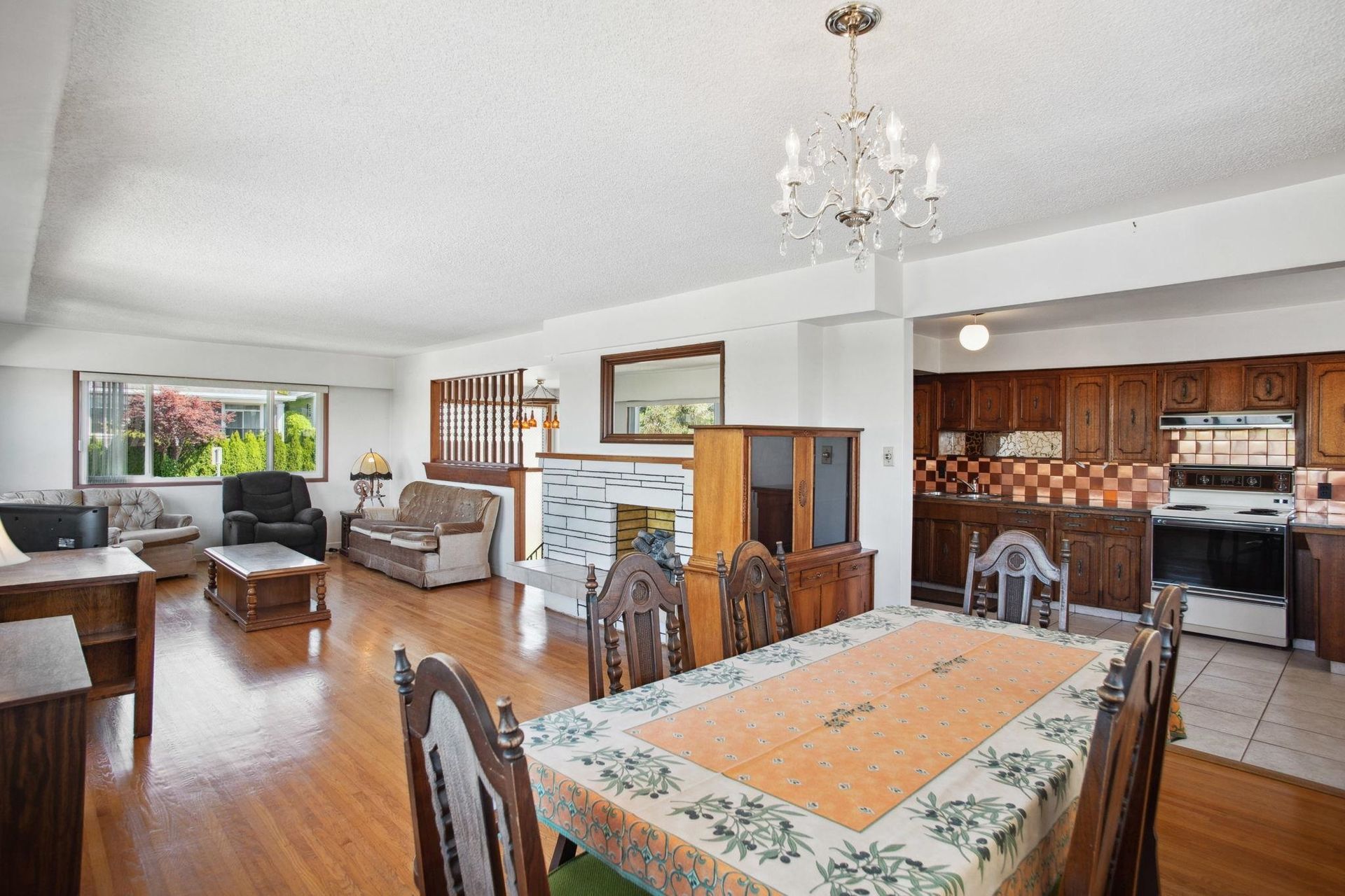 4004-parker-street-willingdon-heights-burnaby-north-07 at 4004 Parker Street, Willingdon Heights, Burnaby North