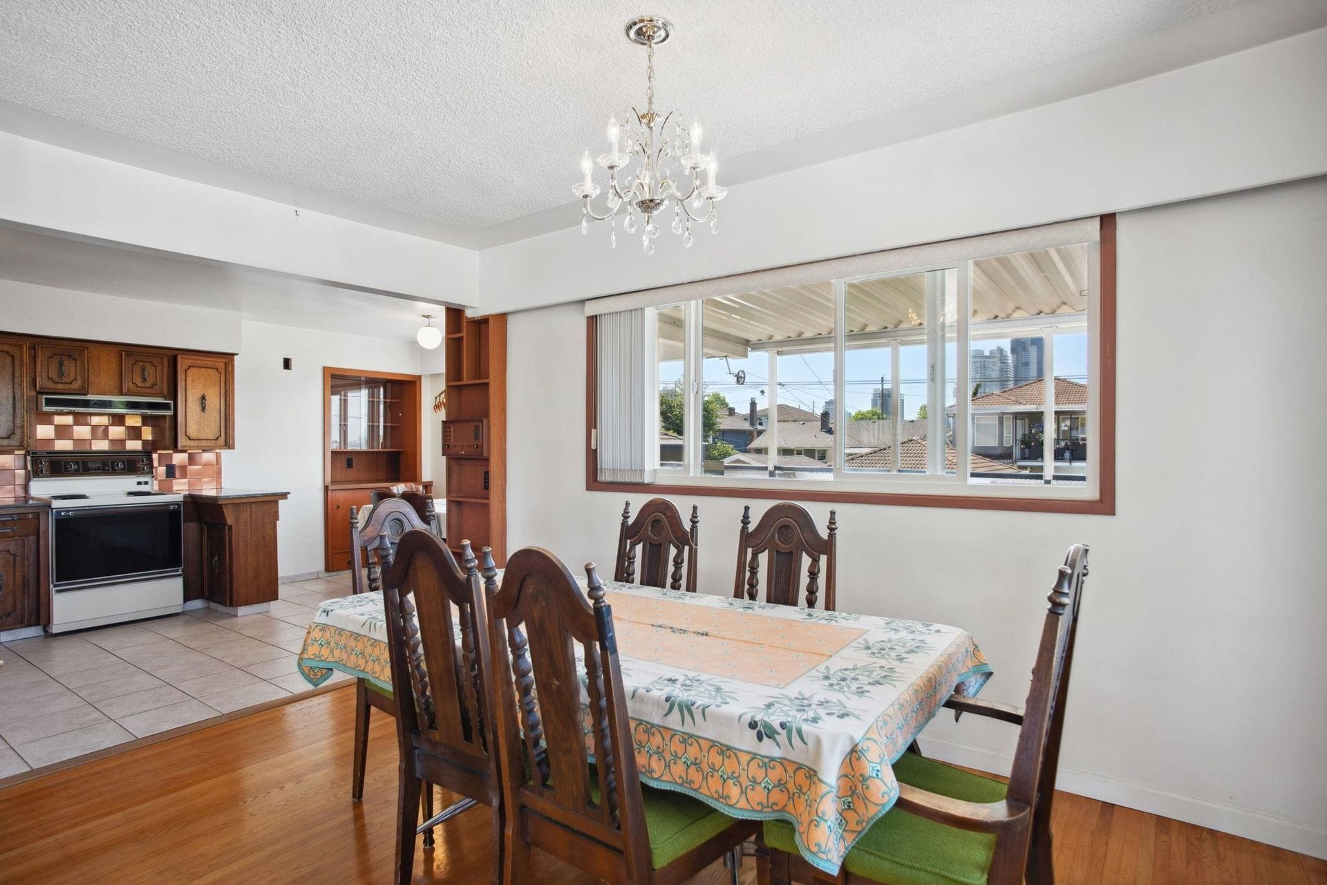 4004-parker-street-willingdon-heights-burnaby-north-08 at 4004 Parker Street, Willingdon Heights, Burnaby North