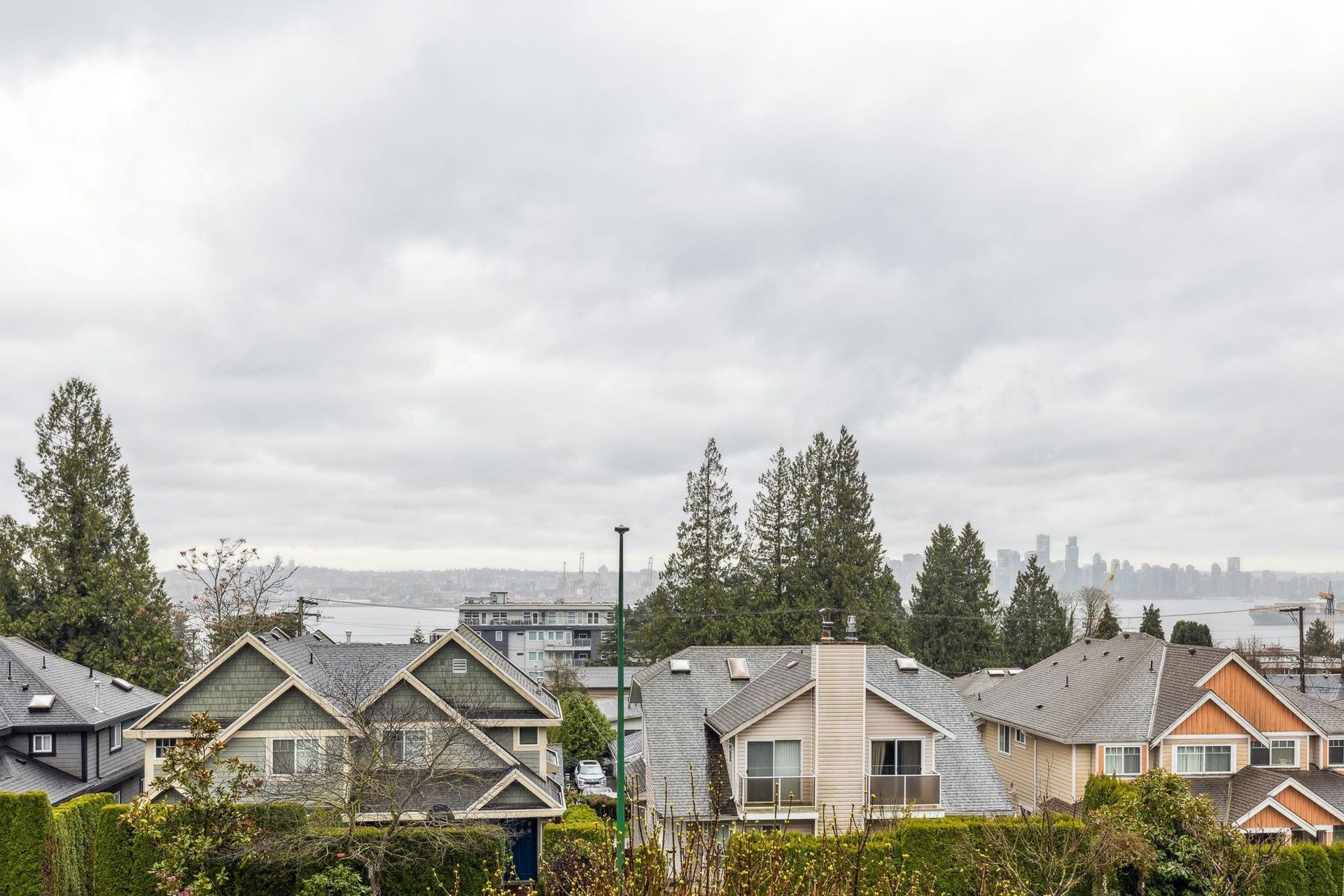 366-e-5th-street-lower-lonsdale-north-vancouver-21 at 366 E 5th Street, Lower Lonsdale, North Vancouver