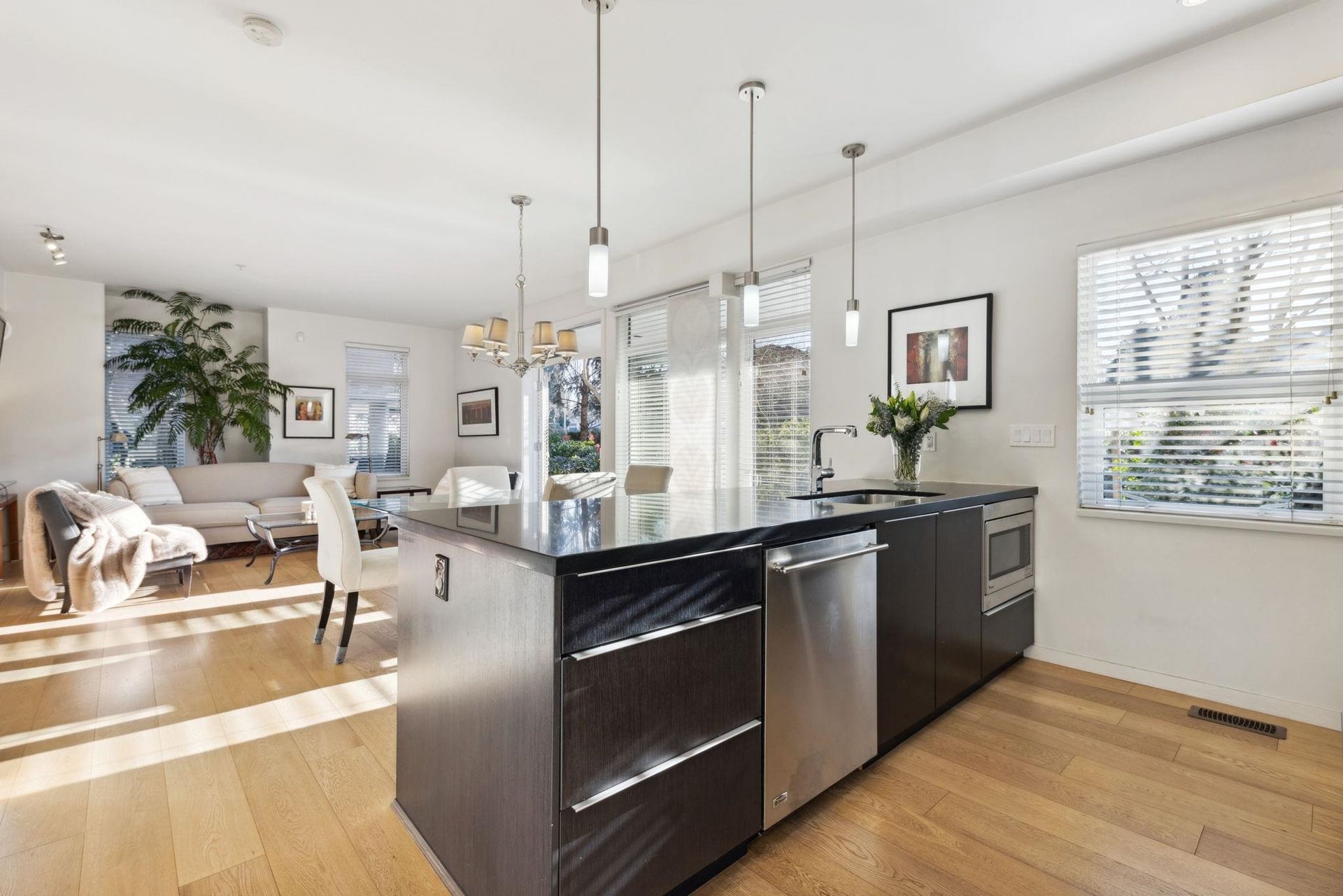 2925 Wall Street, Hastings Sunrise, Vancouver East 