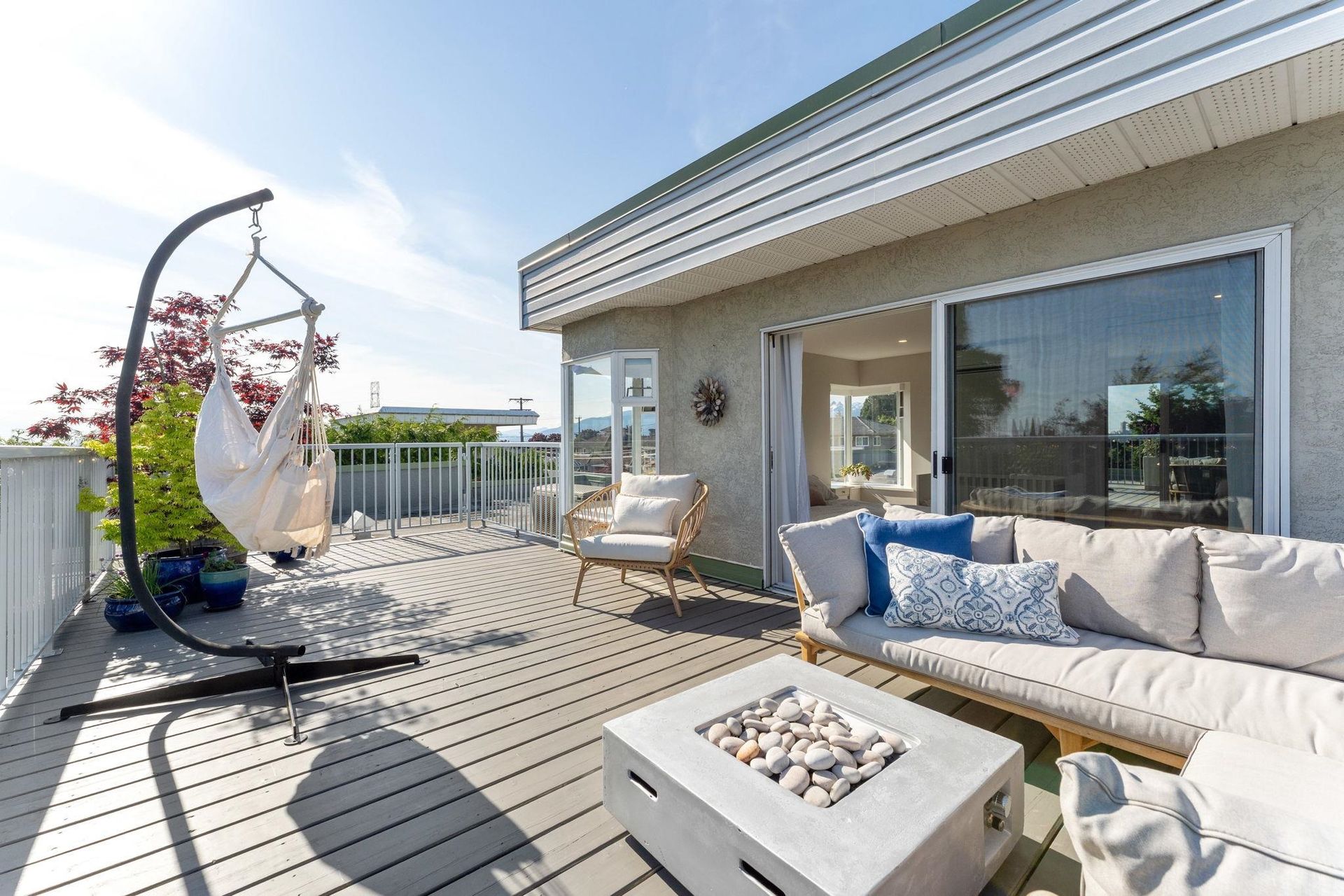 3861-albert-street-vancouver-heights-burnaby-north-15 at 204 - 3861 Albert Street, Vancouver Heights, Burnaby North