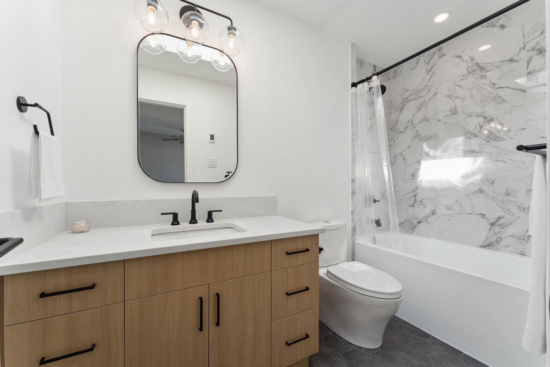 3861-albert-street-vancouver-heights-burnaby-north-16 at 204 - 3861 Albert Street, Vancouver Heights, Burnaby North