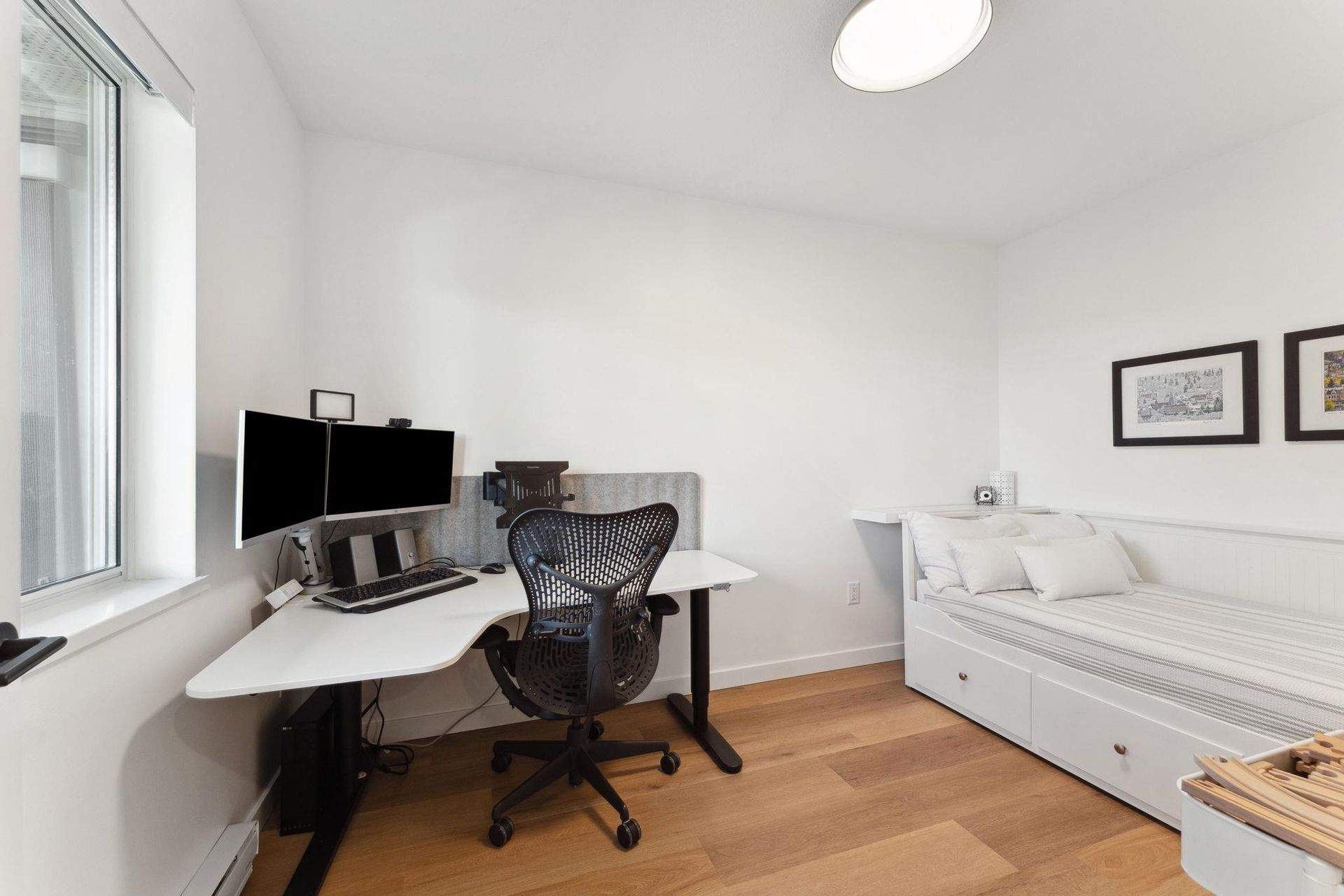 3861-albert-street-vancouver-heights-burnaby-north-17 at 204 - 3861 Albert Street, Vancouver Heights, Burnaby North