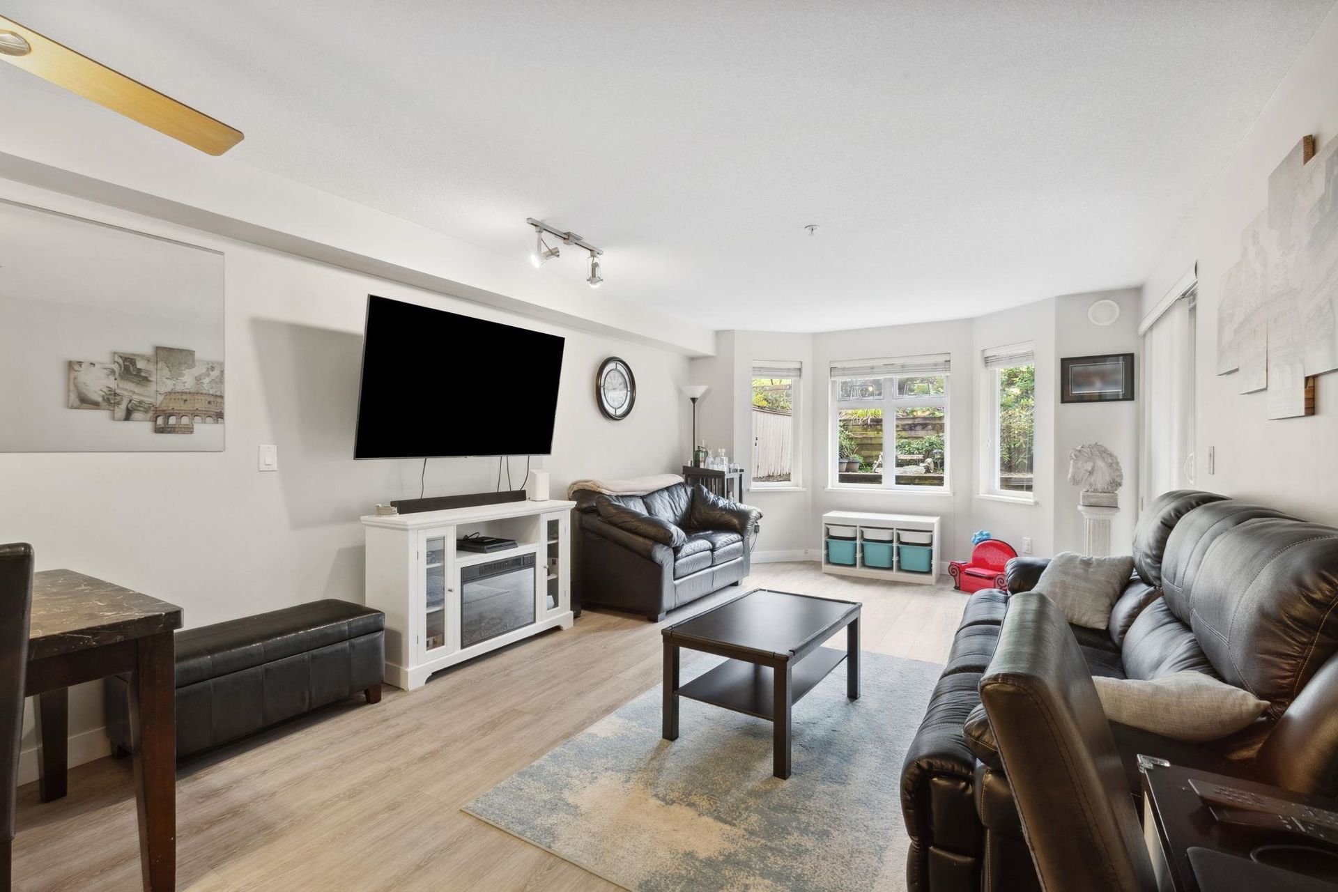 310 - 160 Shoreline Circle, College Park PM, Port Moody 