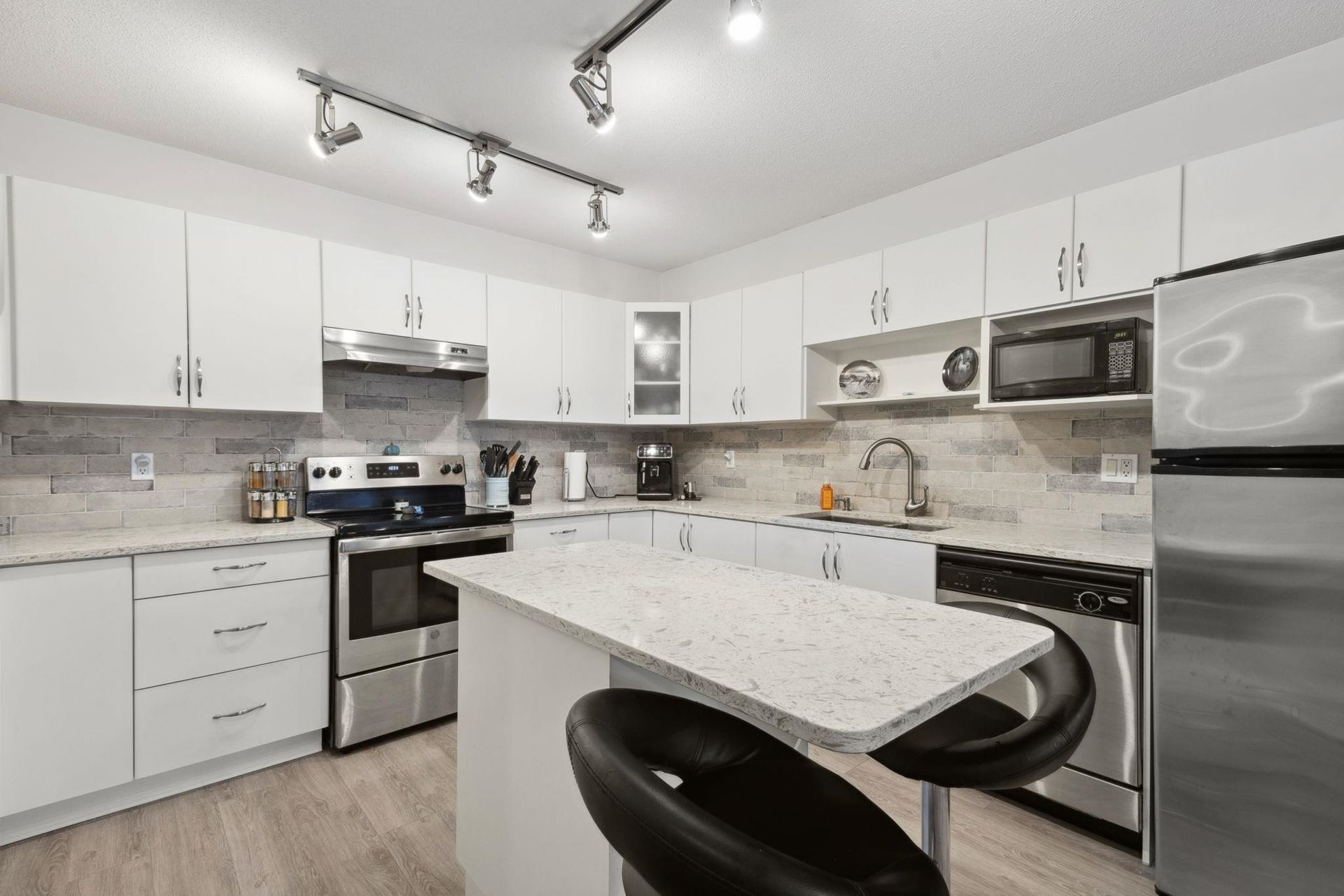 160-shoreline-circle-college-park-pm-port-moody-07 at 310 - 160 Shoreline Circle, College Park PM, Port Moody