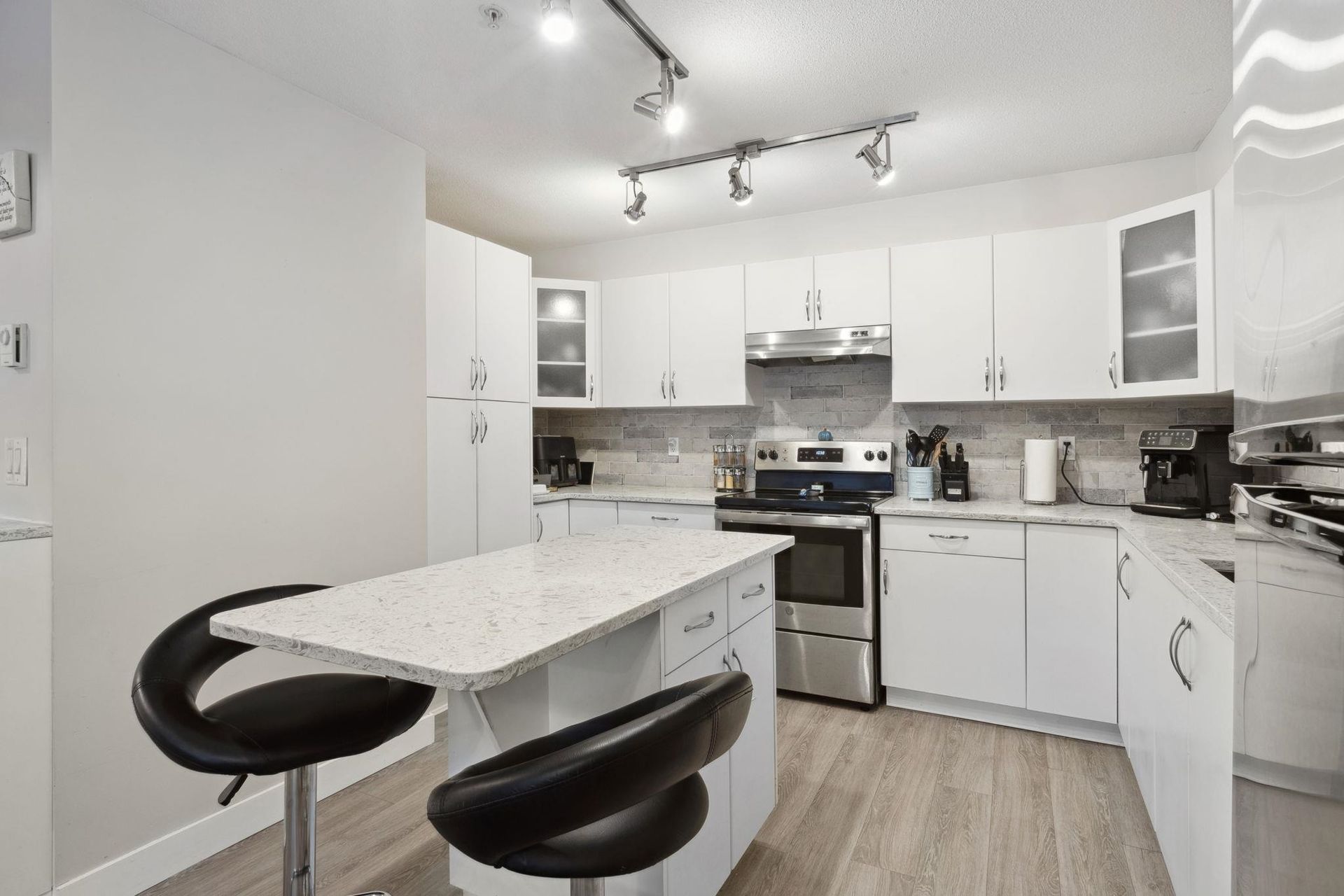 160-shoreline-circle-college-park-pm-port-moody-08 at 310 - 160 Shoreline Circle, College Park PM, Port Moody